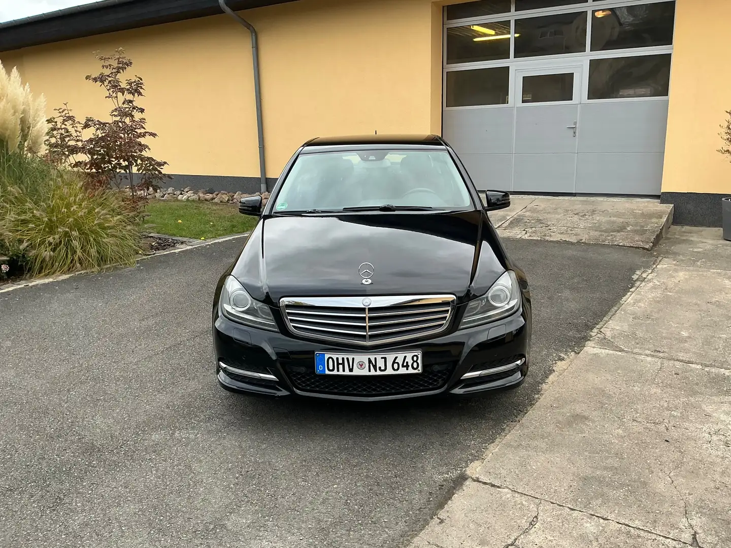Mercedes-Benz C 220 DPF BlueEFFICIENCY 7G-TRONIC Avantgarde Edition Negro - 2