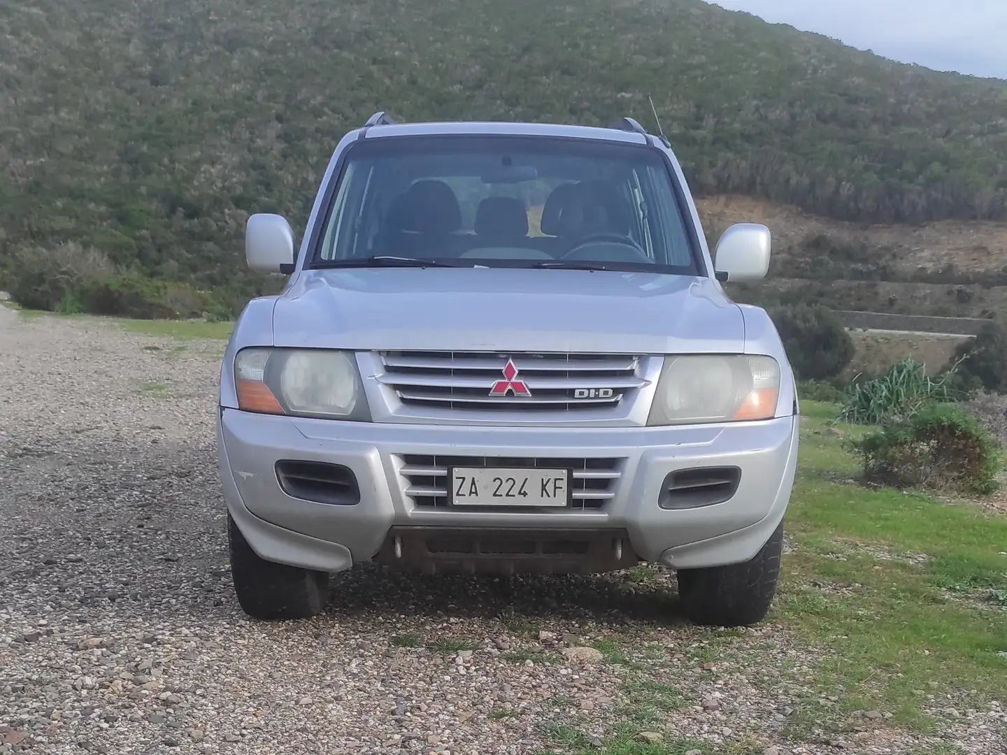 Mitsubishi Pajero Pajero 5p 3.2 tdi 16v di-d GLS-2 auto Gri - 1