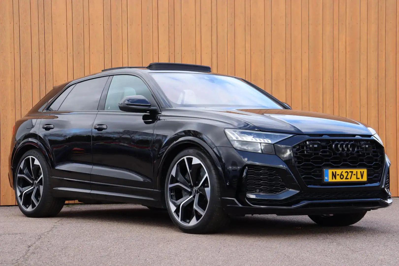 Audi RS Q8 RSQ8 4.0TFSI quattro Dynamic plus Exclusive 305km/ Zwart - 2