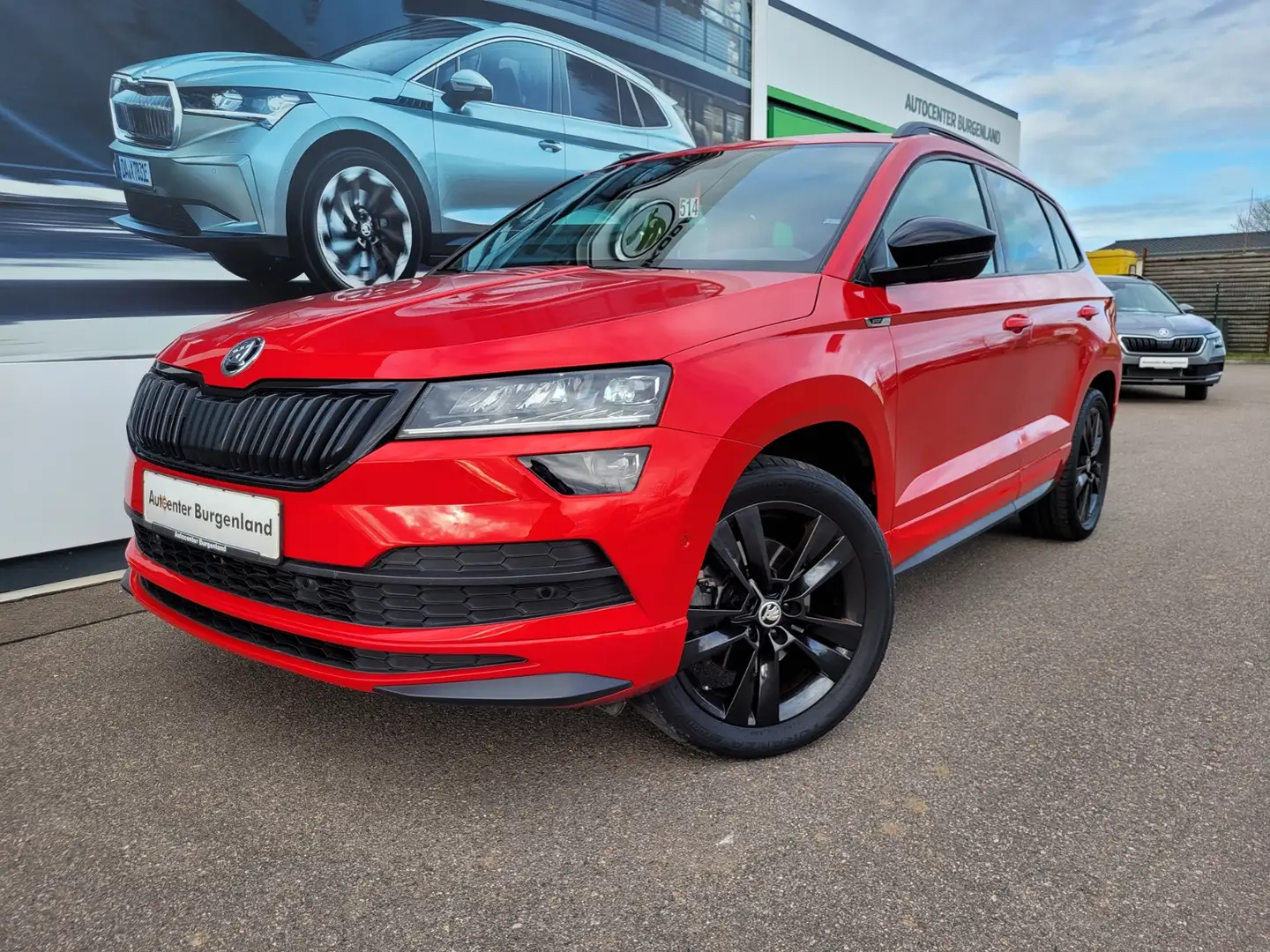 Skoda Karoq 2.0 TDI 4x4 SPORTLINE NAVI, LED, SCHEIBENHEI, KLI Rot - 2
