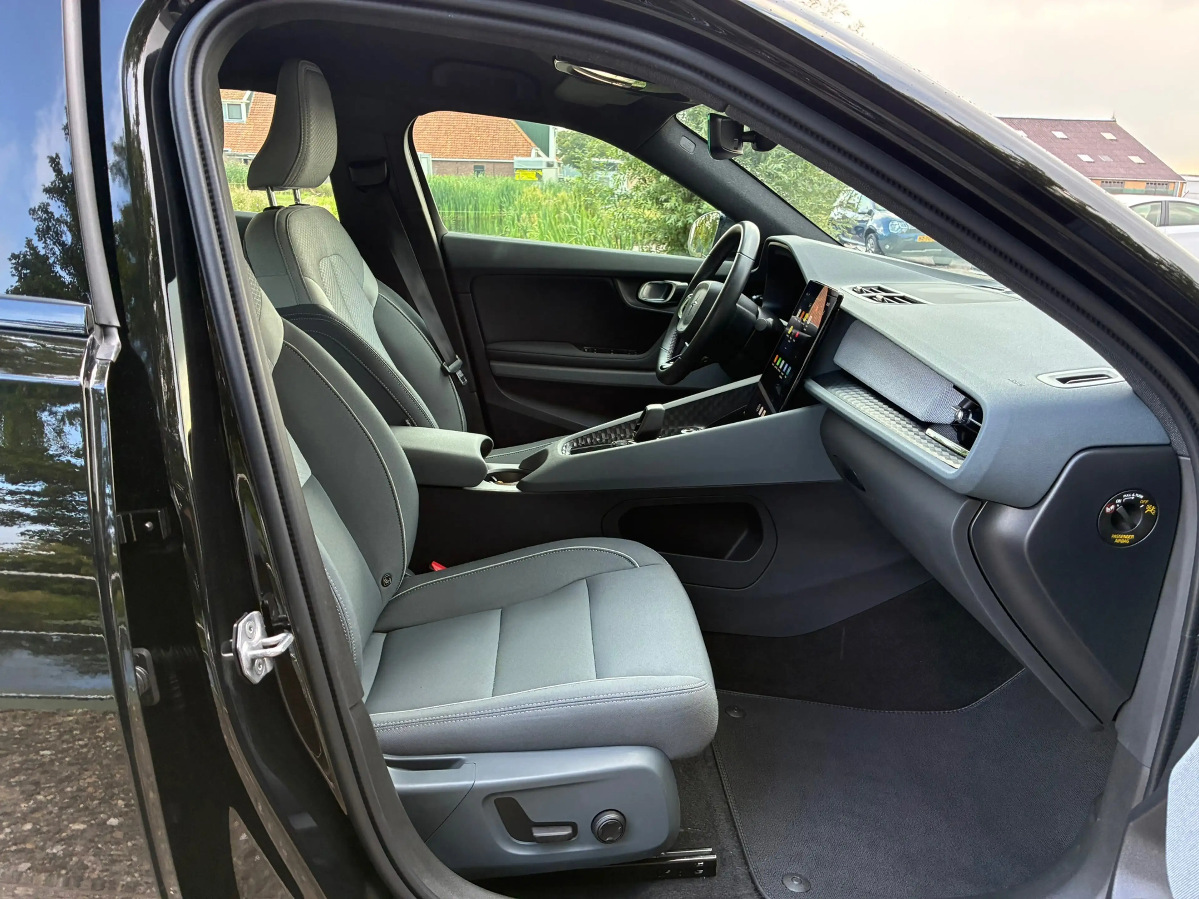 Polestar 2 Standard Range Single Motor 63kWh | 90% Soh + Carp — photo 8