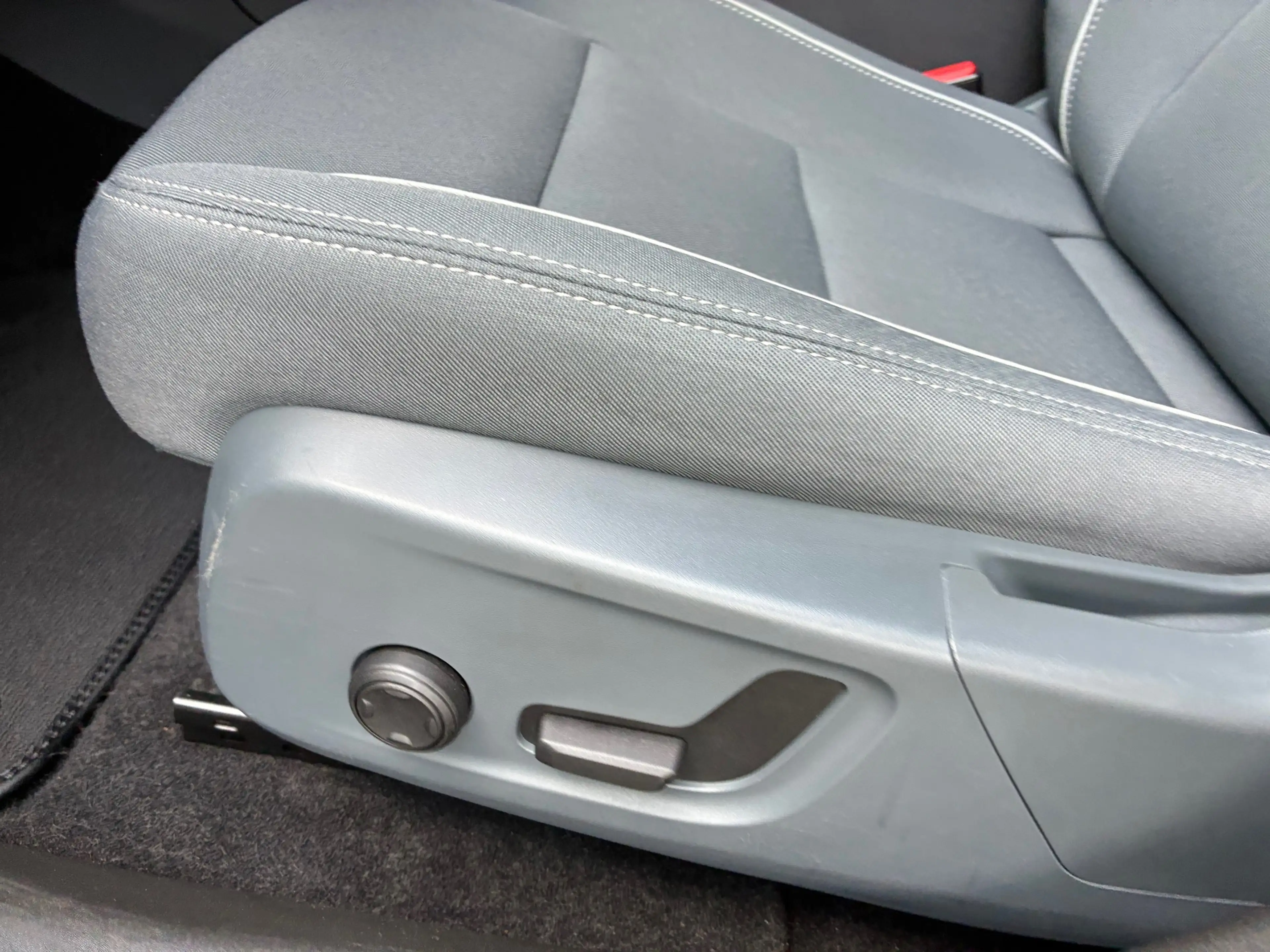 Polestar 2 Standard Range Single Motor 63kWh | 90% Soh + Carp — photo 15