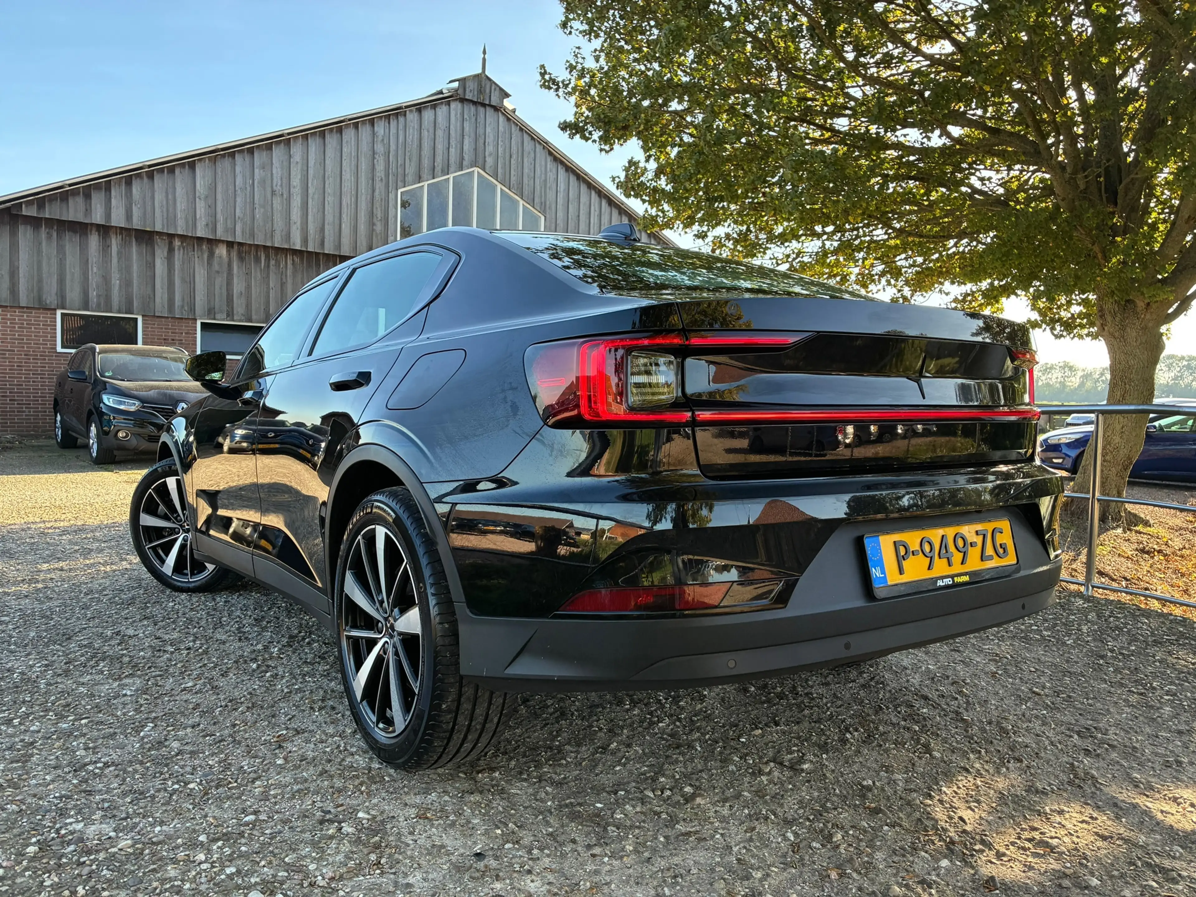 Polestar 2 Standard Range Single Motor 63kWh | 90% Soh + Carp — photo 2