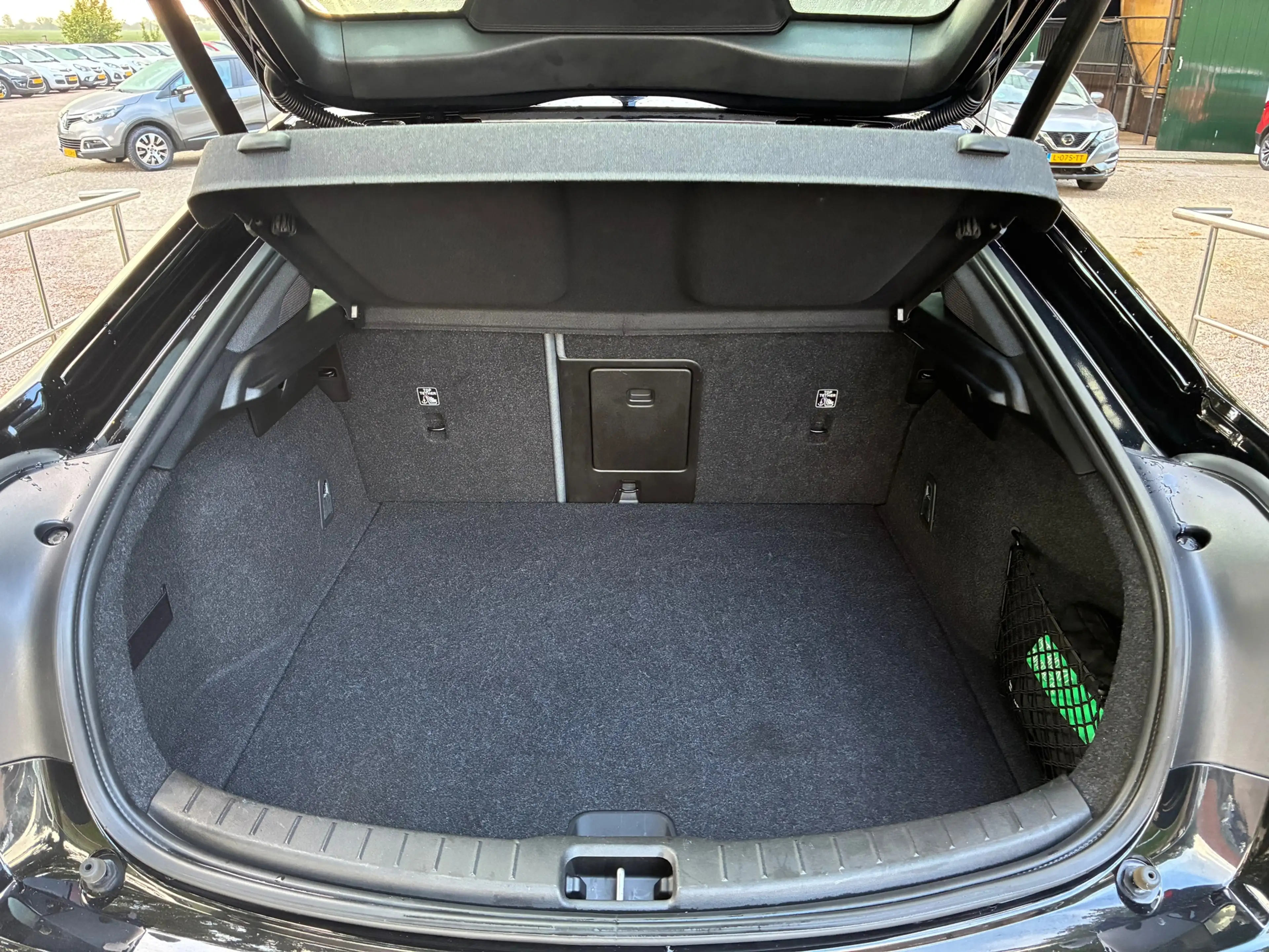 Polestar 2 Standard Range Single Motor 63kWh | 90% Soh + Carp — photo 10