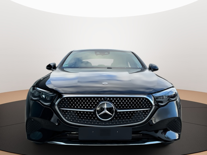 Mercedes-Benz E 300 de 4M AVANTGARDE MEMO 360 AHK DISTR KAMERA — photo 4
