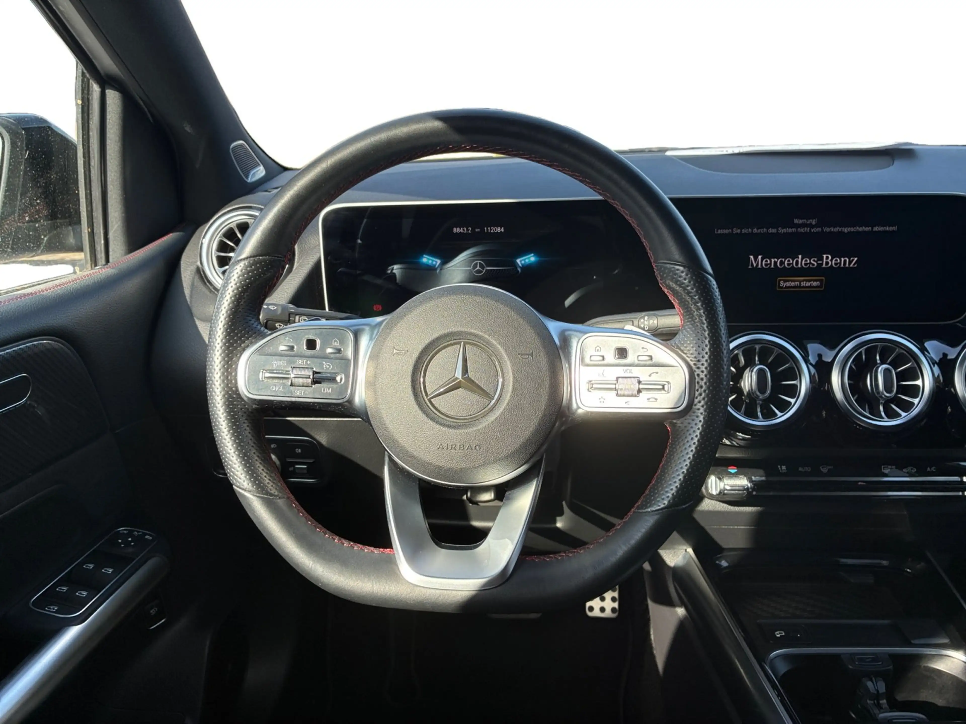 Mercedes-Benz B 250 AMG Line+Pano+AHK+360°+Multib.+PTS+Night — photo 7