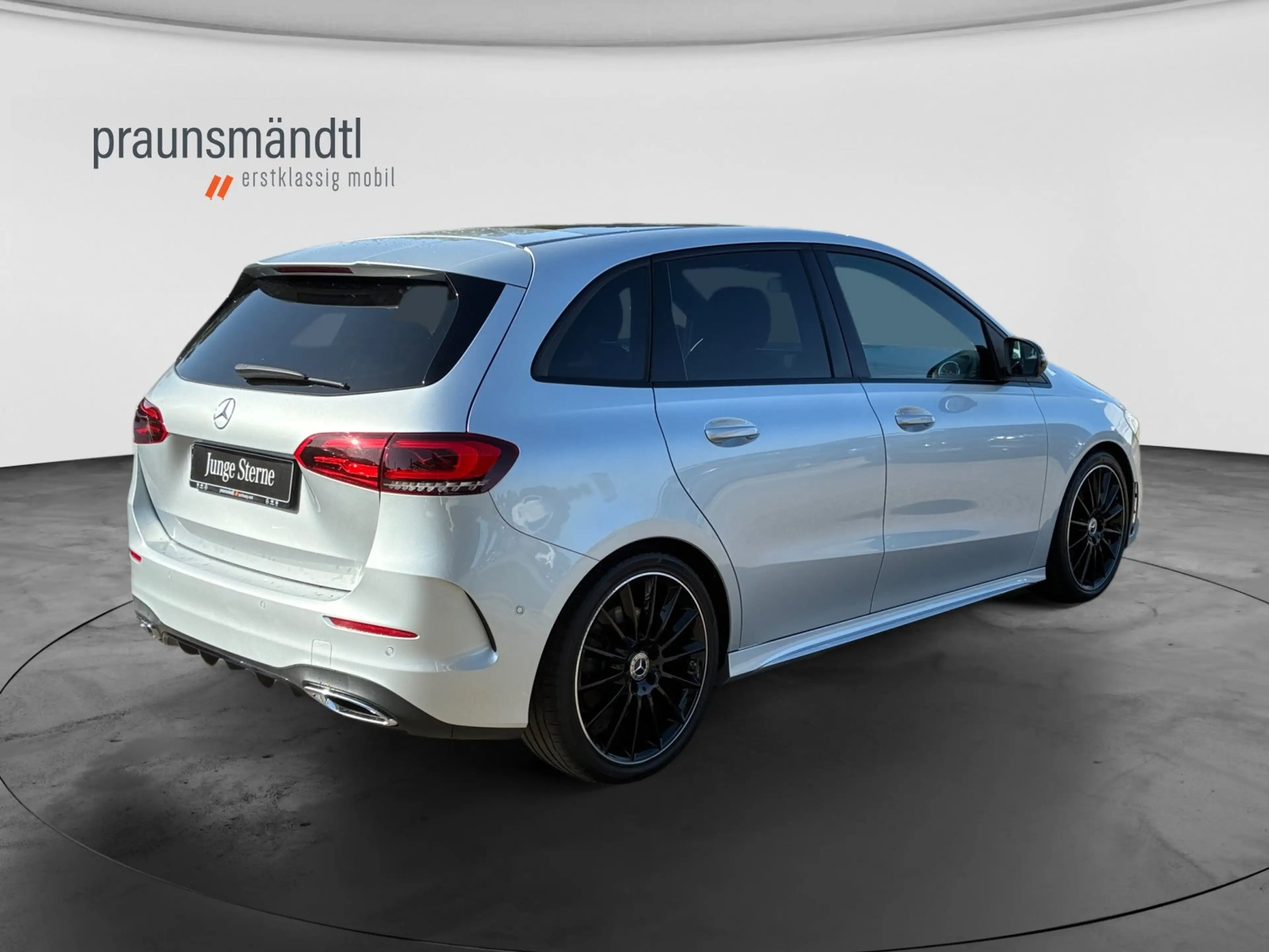 Mercedes-Benz B 250 AMG Line+Pano+AHK+360°+Multib.+PTS+Night — photo 3