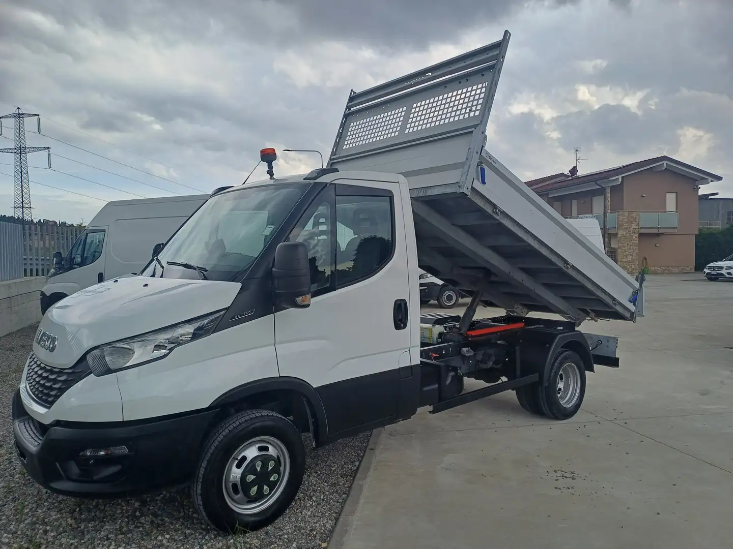 Iveco Daily 35C14 RIBALTABILE Blanc - 2