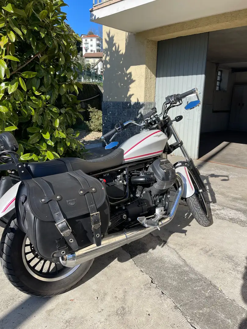 Moto Guzzi V 9 roamer - 2