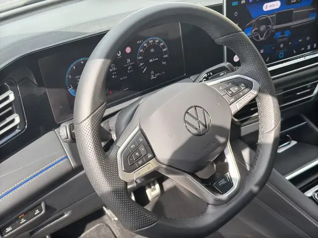 Volkswagen Tiguan view 9
