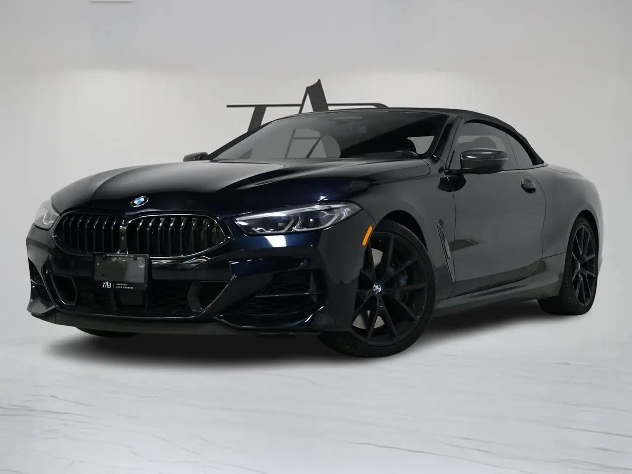 BMW 8 Series снимка BMW 8 Series