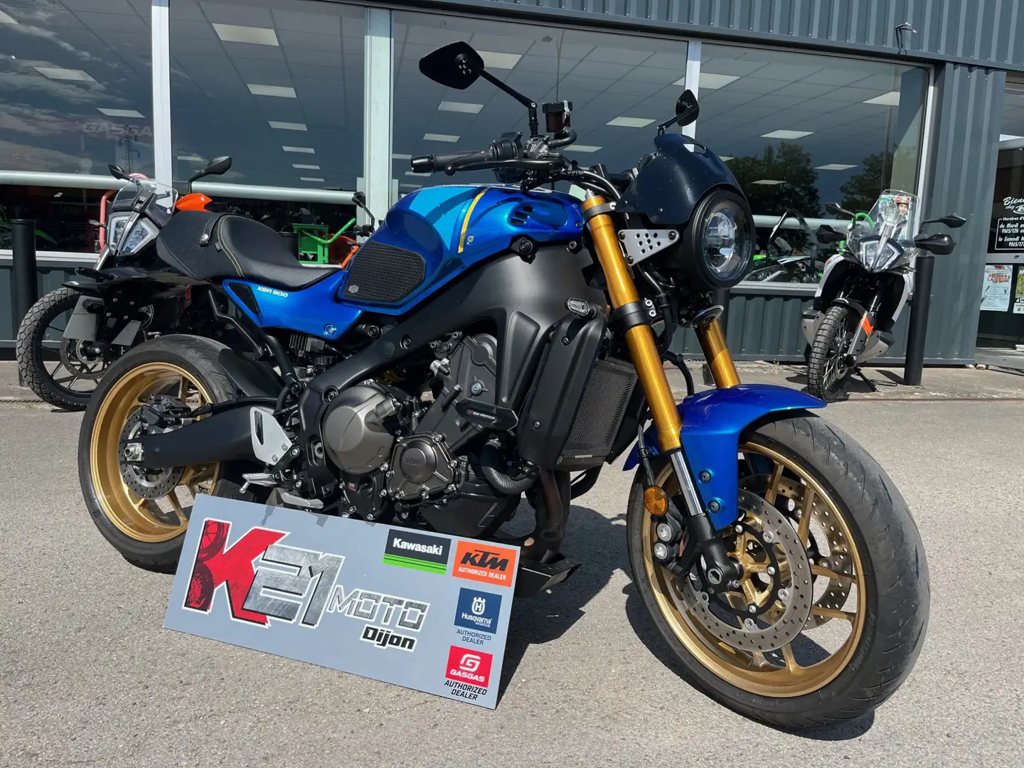 Yamaha XSR 900 Bleu - 1