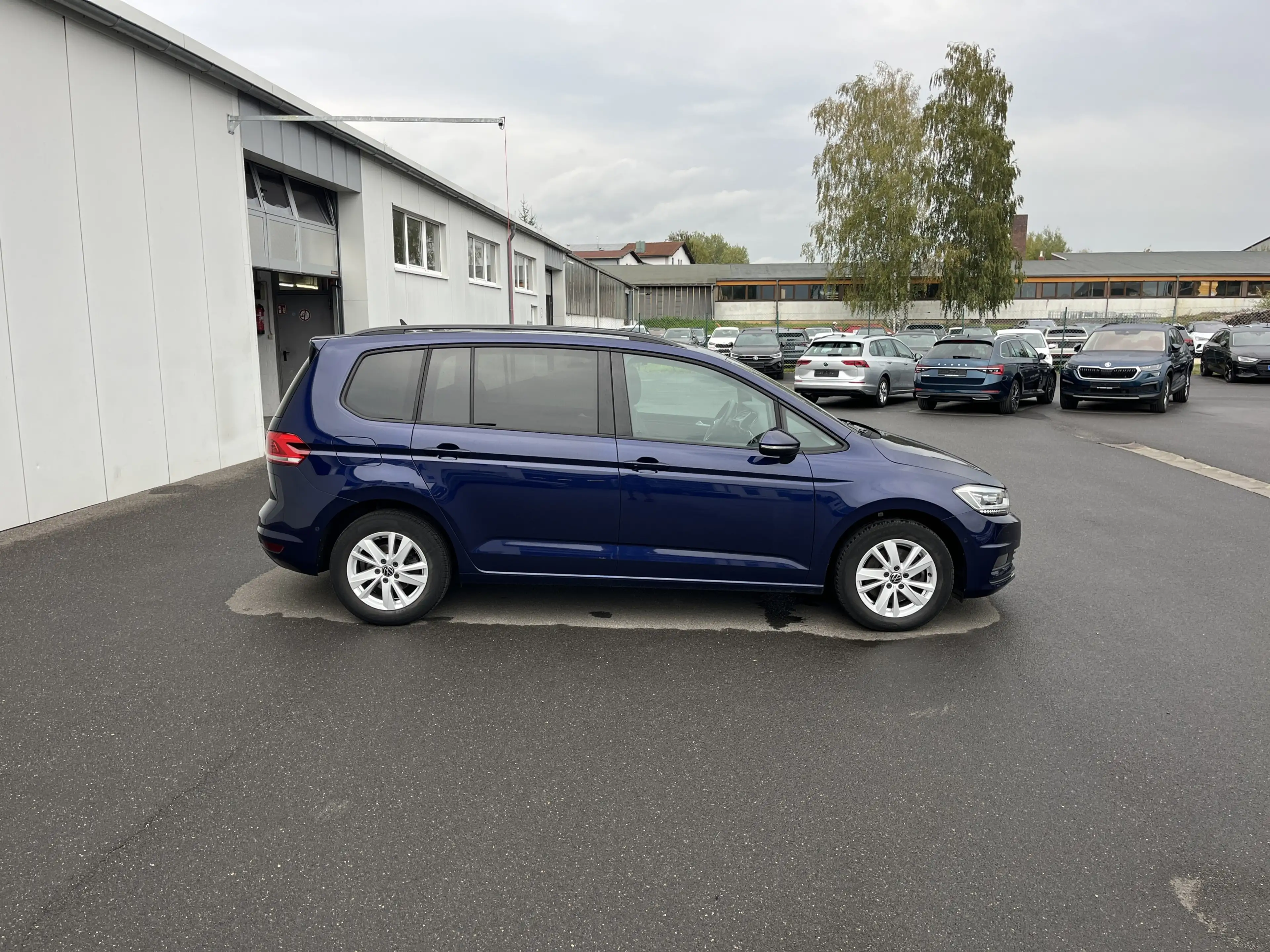 Volkswagen Touran 2.0 TDI DSG Comfortline 175€ m.20% Anz. AHK STHZ — photo 6