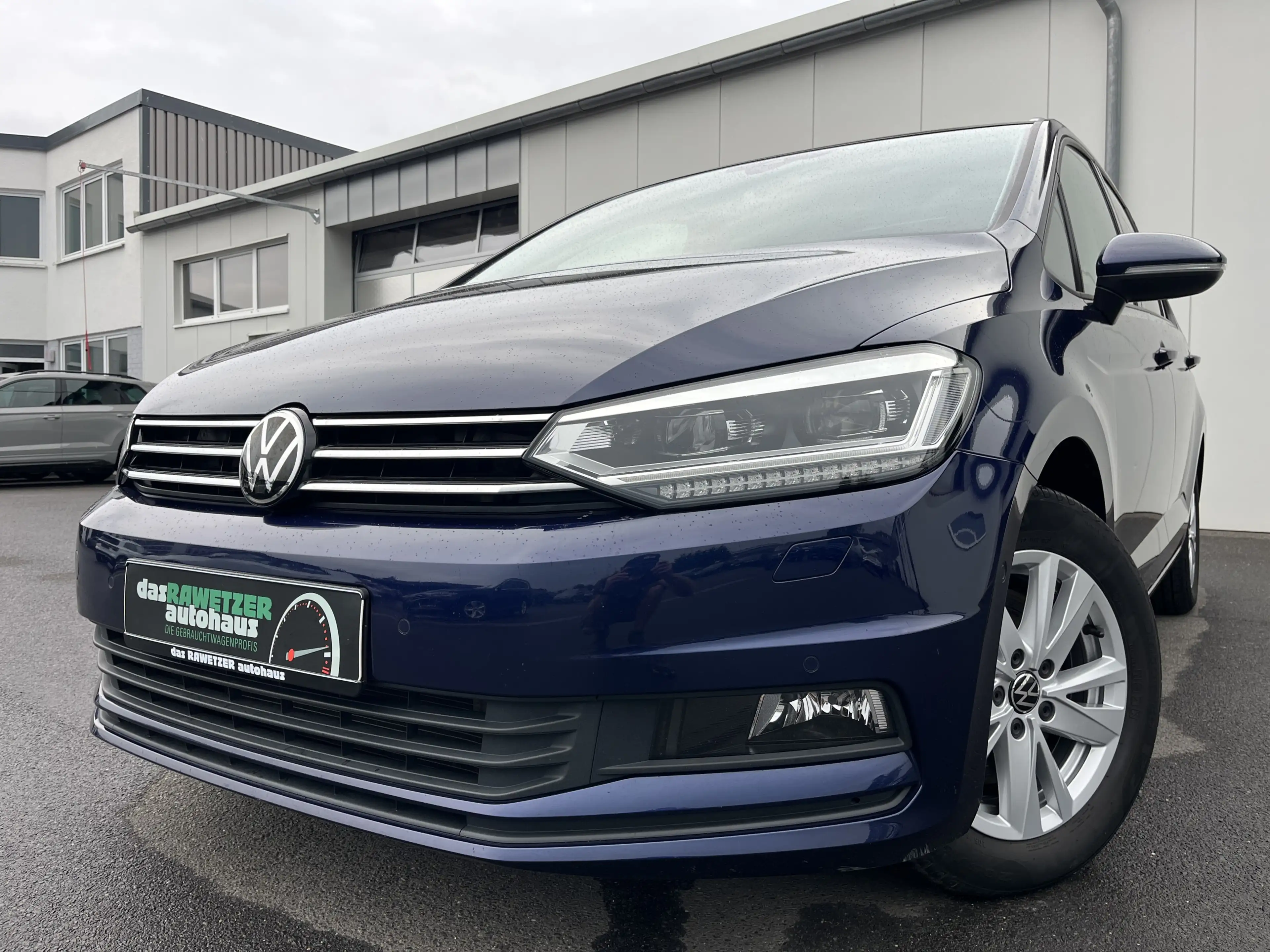Volkswagen Touran 2.0 TDI DSG Comfortline 175€ m.20% Anz. AHK STHZ