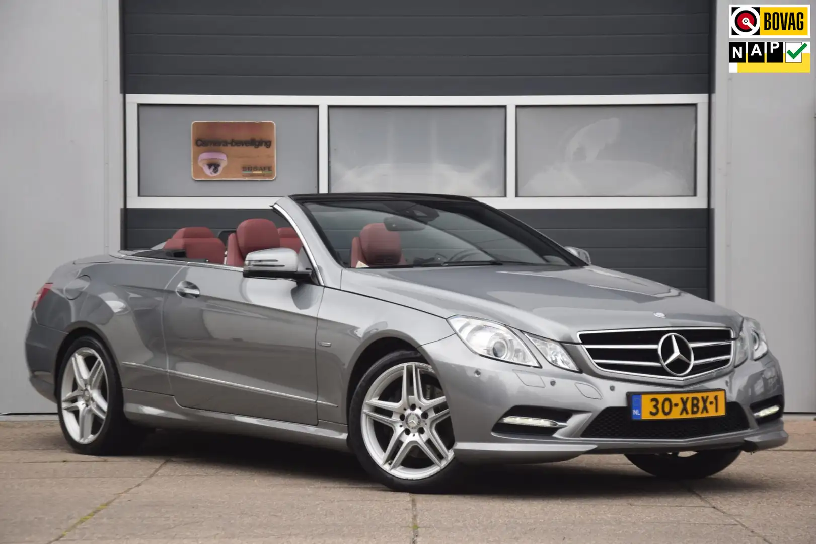 Mercedes-Benz E 200 Cabrio CGI Avantgarde LEER/BI-XENON/18" VELGEN Grijs - 1