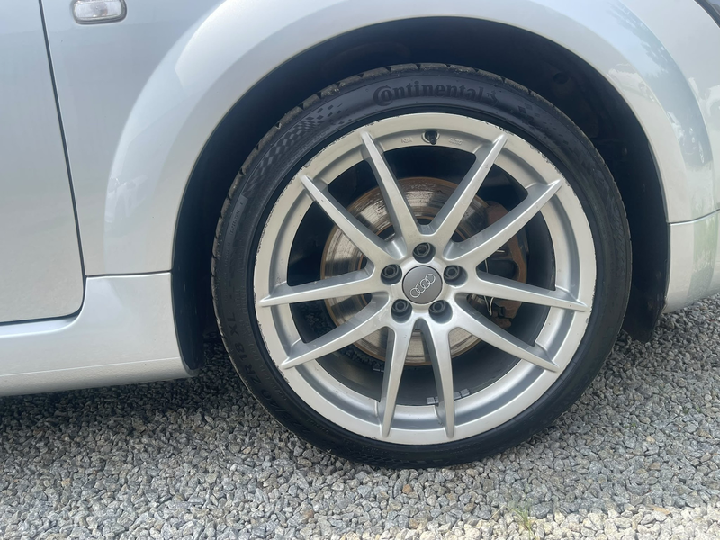 Audi TT 1.8 T Roadster 1.Hand*Leder*Szh*Sportsitze — photo 13