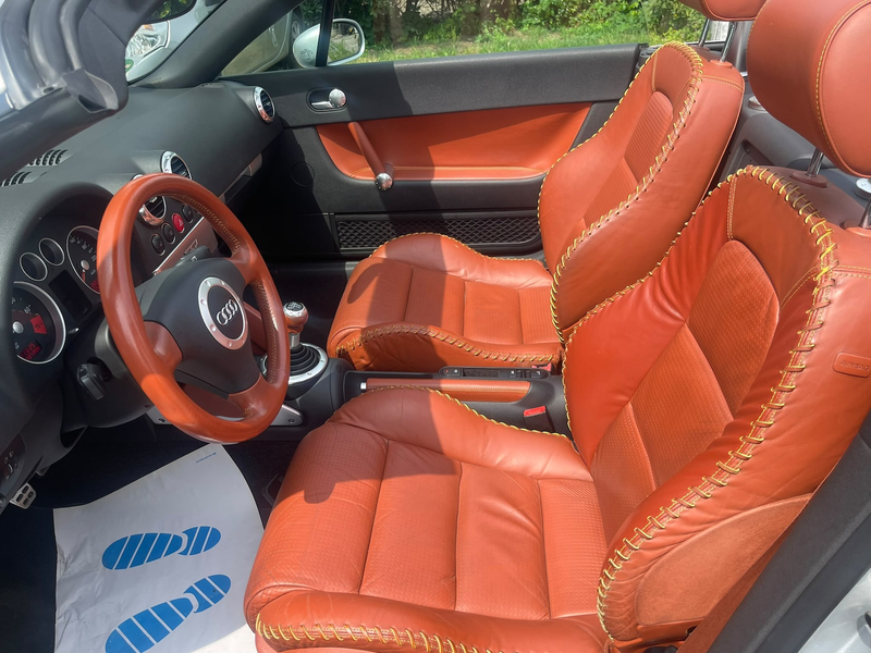 Audi TT 1.8 T Roadster 1.Hand*Leder*Szh*Sportsitze — photo 8