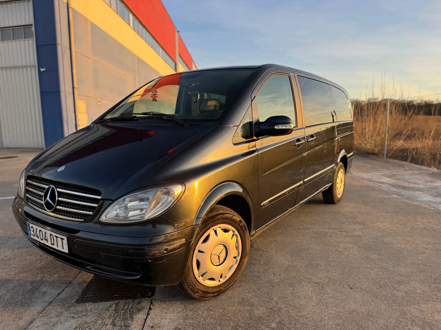 Mercedes-Benz Viano Viano 2.2CDI Ambiente Larga Ambiente Negro - 1