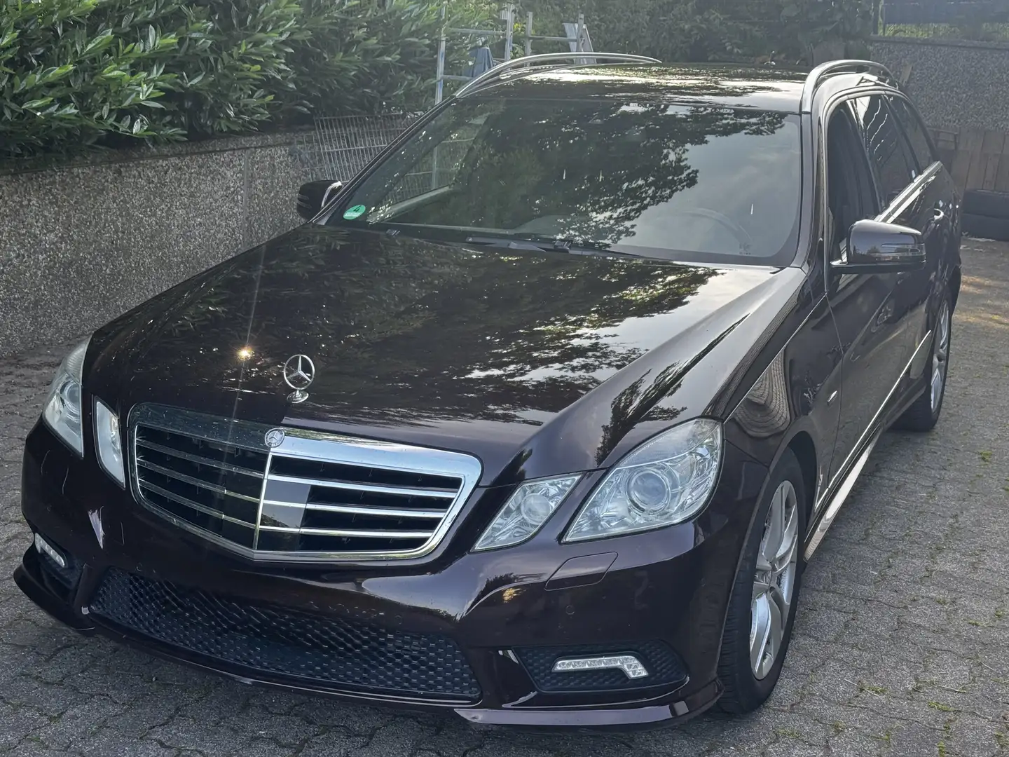 Mercedes-Benz E 350 E 350 CDI BlueEfficiency (212.225) Brun - 1