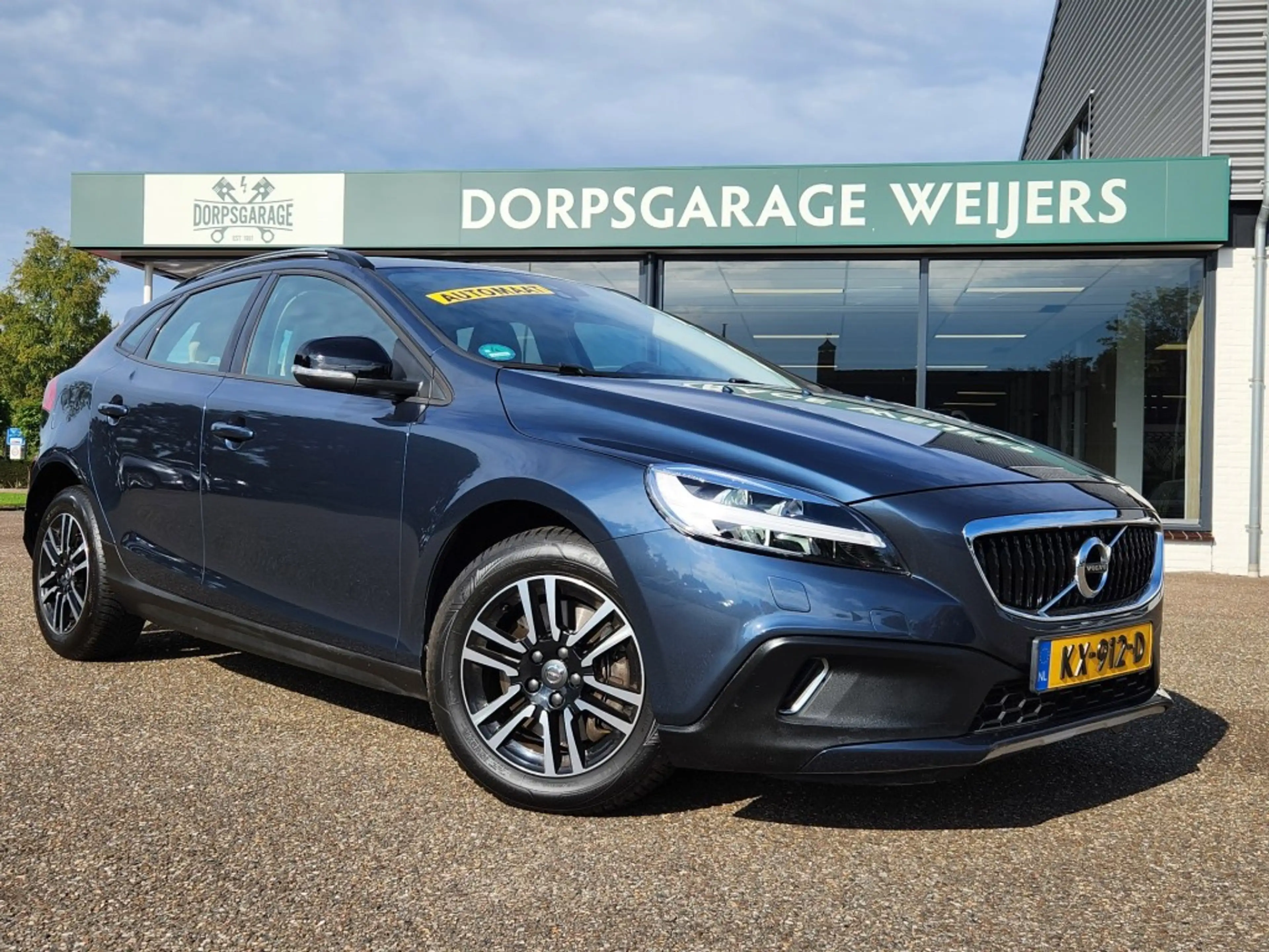 Volvo V40 Cross Country Cross Country 1.5 T3 Momentum, Clima, Navi, 71.366 — photo 10