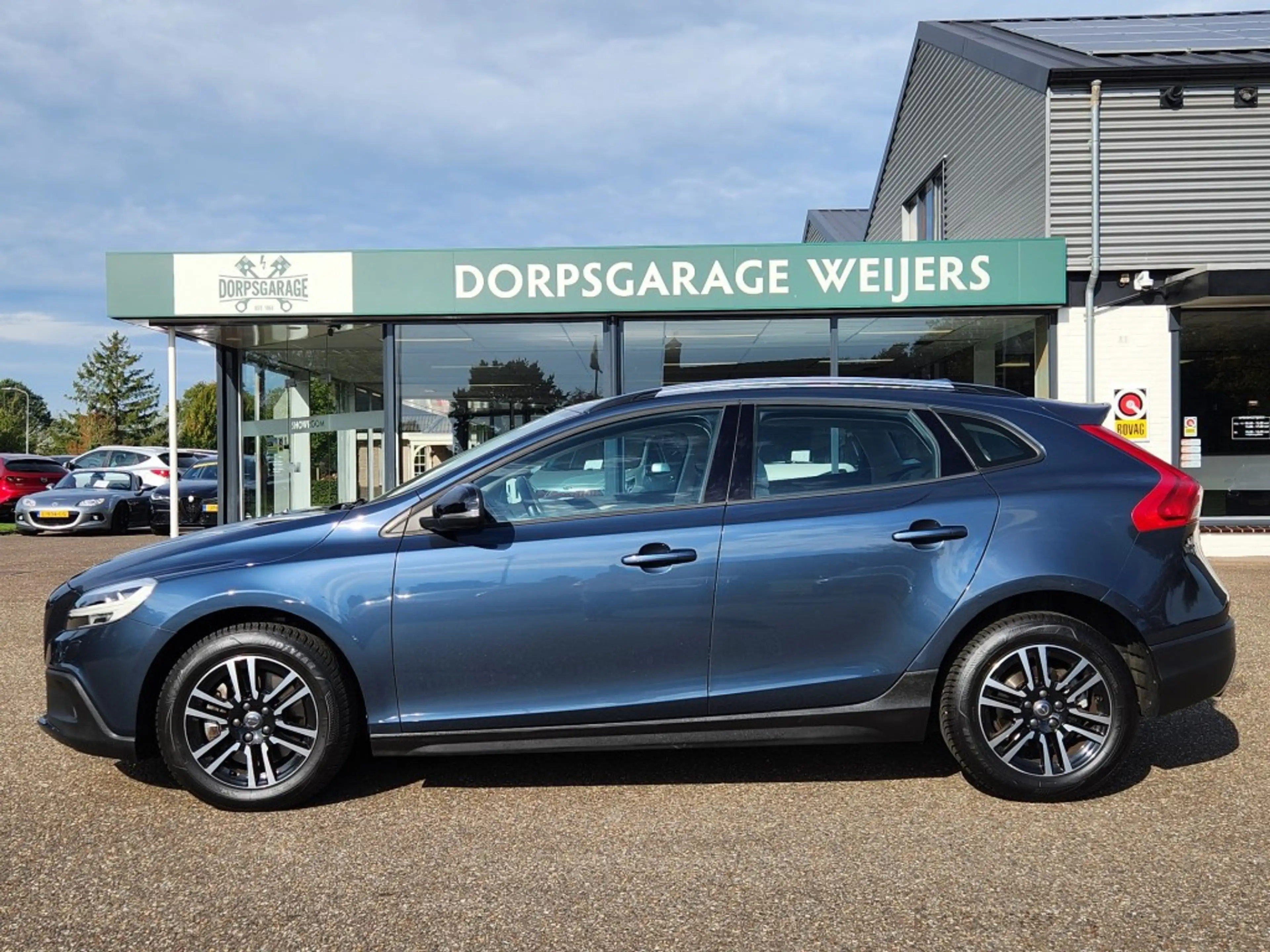 Volvo V40 Cross Country Cross Country 1.5 T3 Momentum, Clima, Navi, 71.366 — photo 6