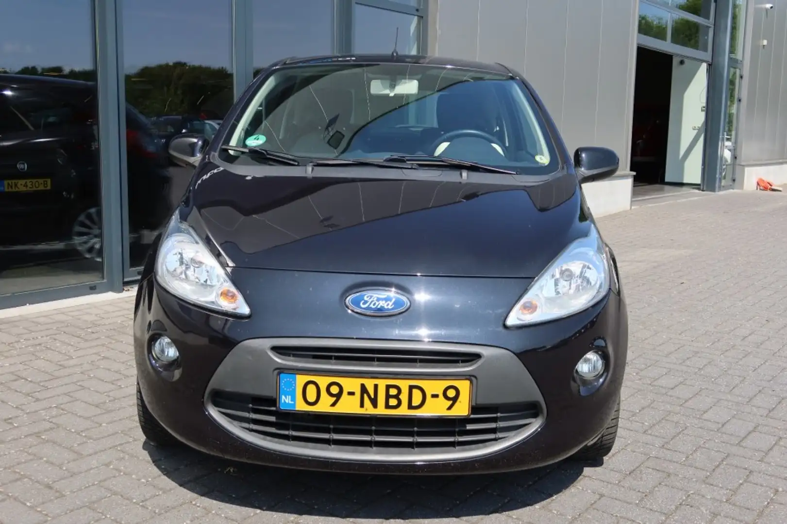 Ford Ka/Ka+ 1.2 Titanium X  Airco, 16LM-Velgen, 1e eigenaar Nero - 2