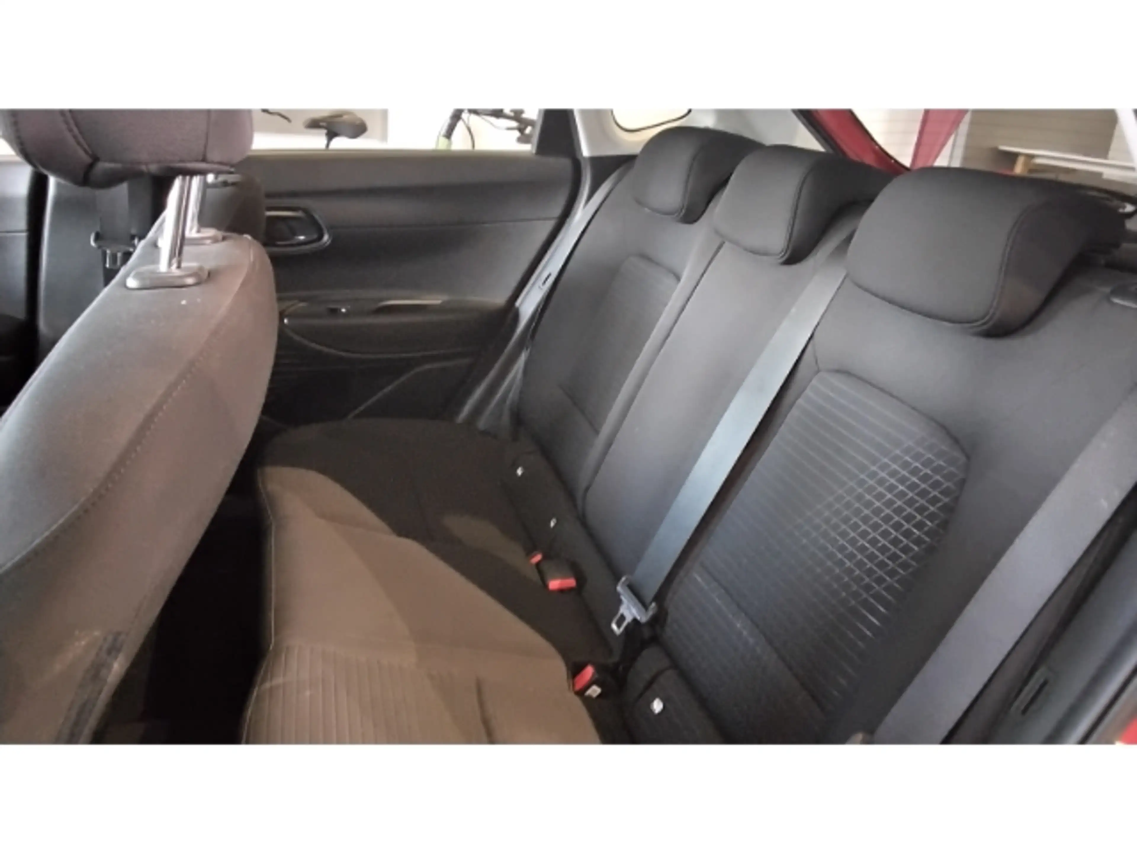 Hyundai i20 Edition 30, Kamera, Sitz-, Lenkradheizung — photo 15