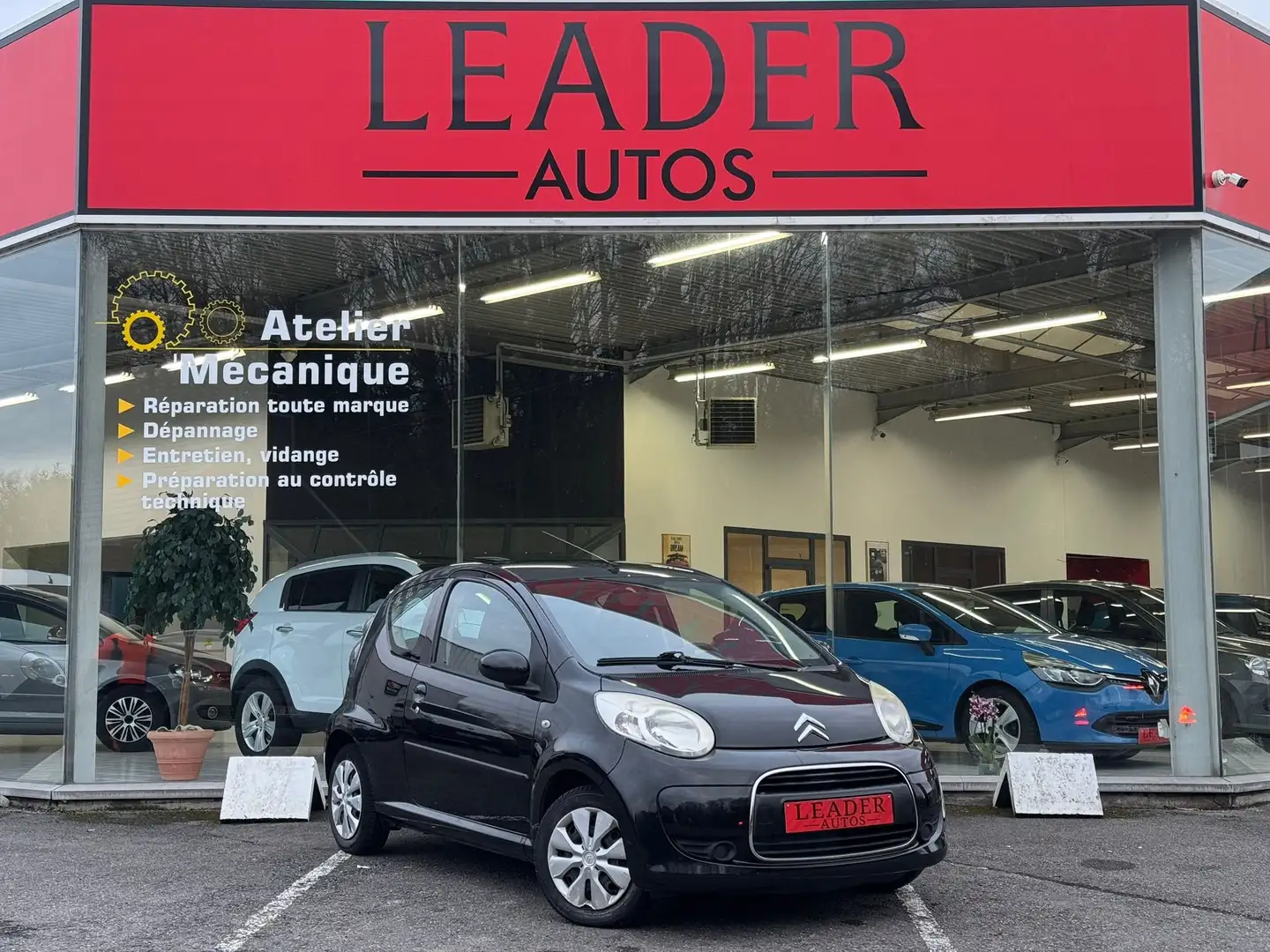 Citroen C1 🟩 1.0 ESSENCE 69CV - AUTOMATIQUE Schwarz - 1