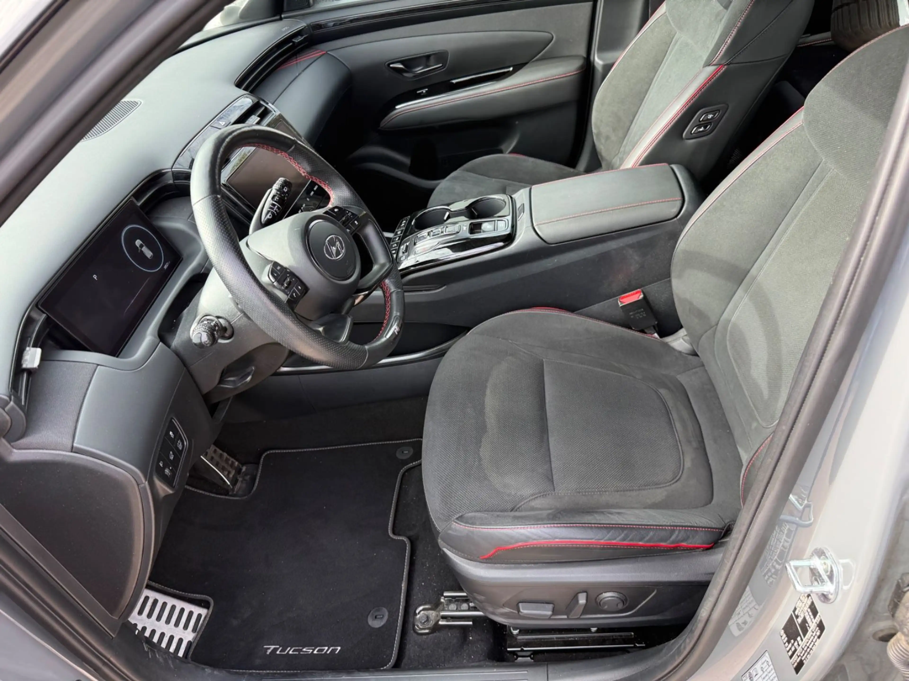 Hyundai TUCSON 1.6 T-GDI 132kW 48V N Line DCT 4WD — photo 9