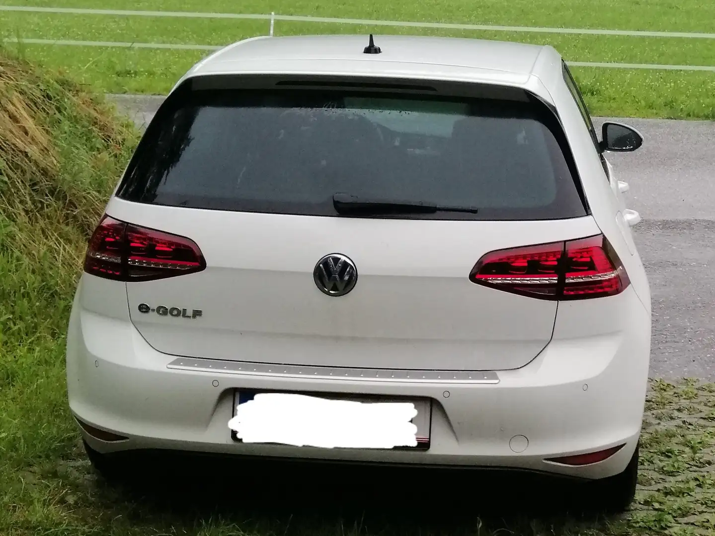 Volkswagen e-Golf Bianco - 2