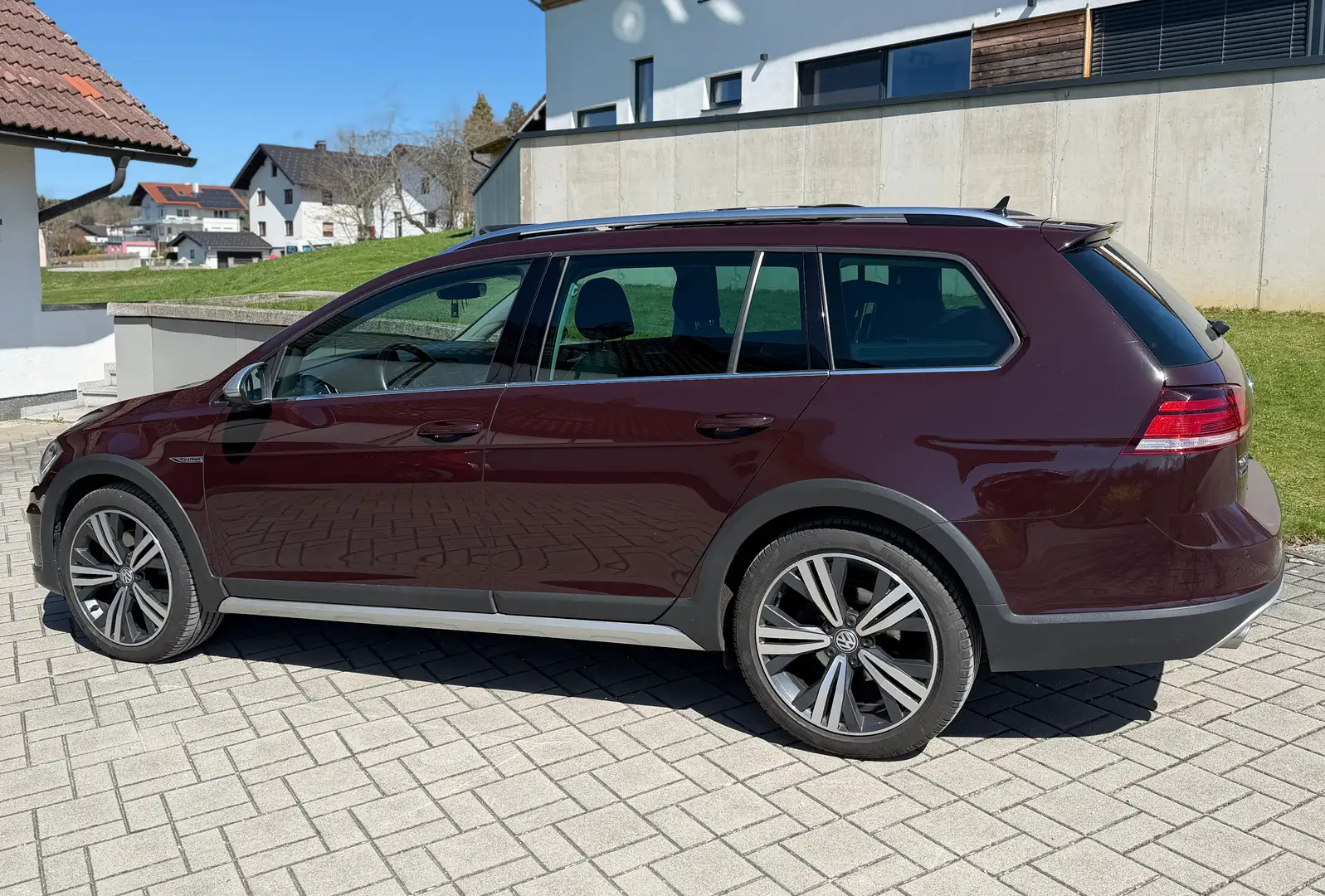 Volkswagen Golf Variant Golf Variant Alltrack BMT 2,0 TDI DSG 4Motion Alltrack Rot - 2