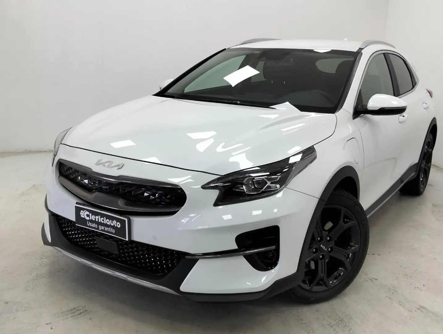 Kia XCeed 1.6 GDi 141 CV PHEV DCT High Tech Bianco - 1