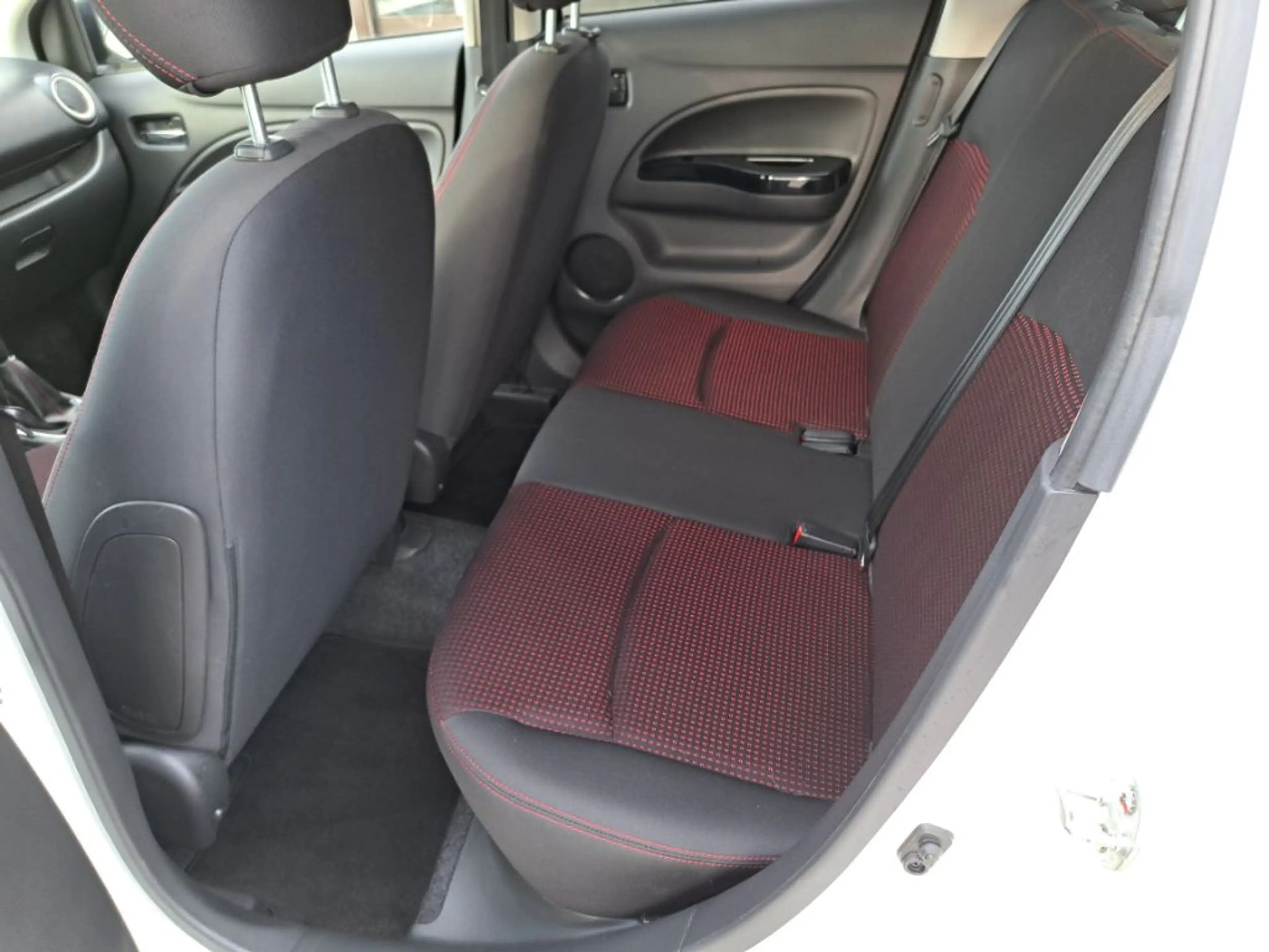 Mitsubishi Space Star 1.2 Clear Tec Active+ — photo 8