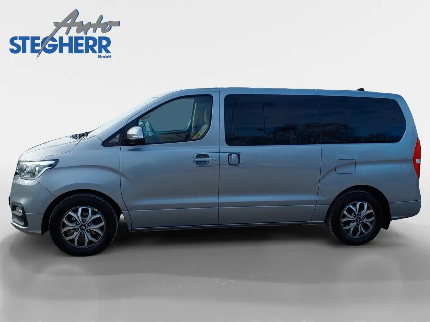 Hyundai H-1 Travel Premium Grau - 2
