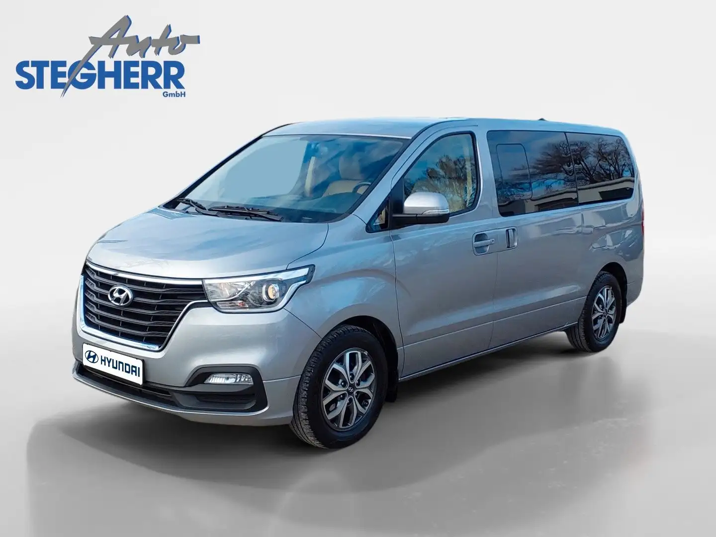 Hyundai H-1 Travel Premium Grau - 1