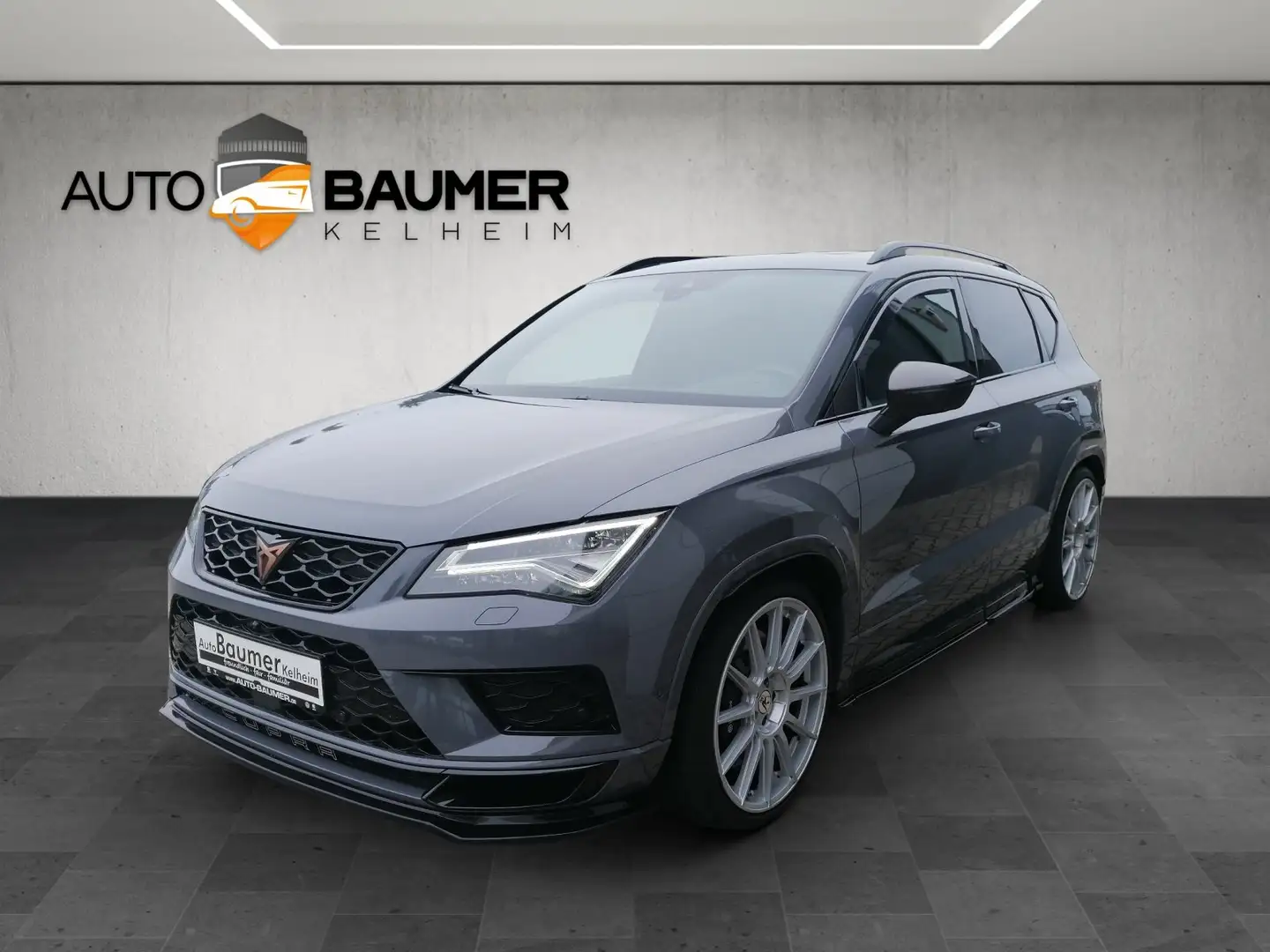 CUPRA Ateca Limited Edition Akrapovic Carbon 4Drive Grau - 1