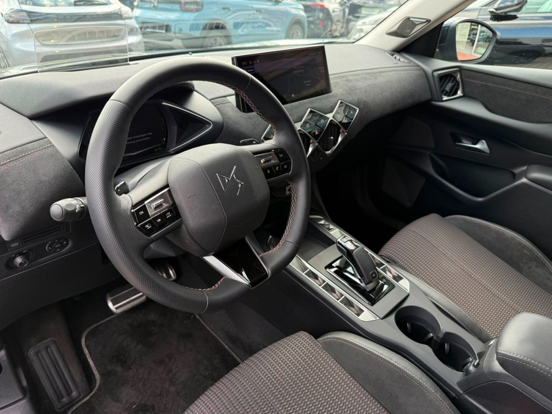 DS Automobiles DS 3 1.2 PureTech 130 Performance Line + Navi+LM — photo 10