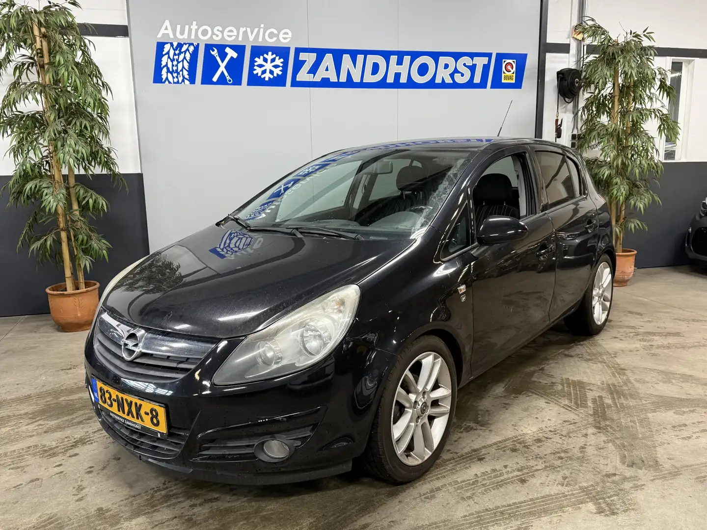 Opel Corsa 1.3 CDTi EcoFlex S/S '111' Edition Zwart - 1
