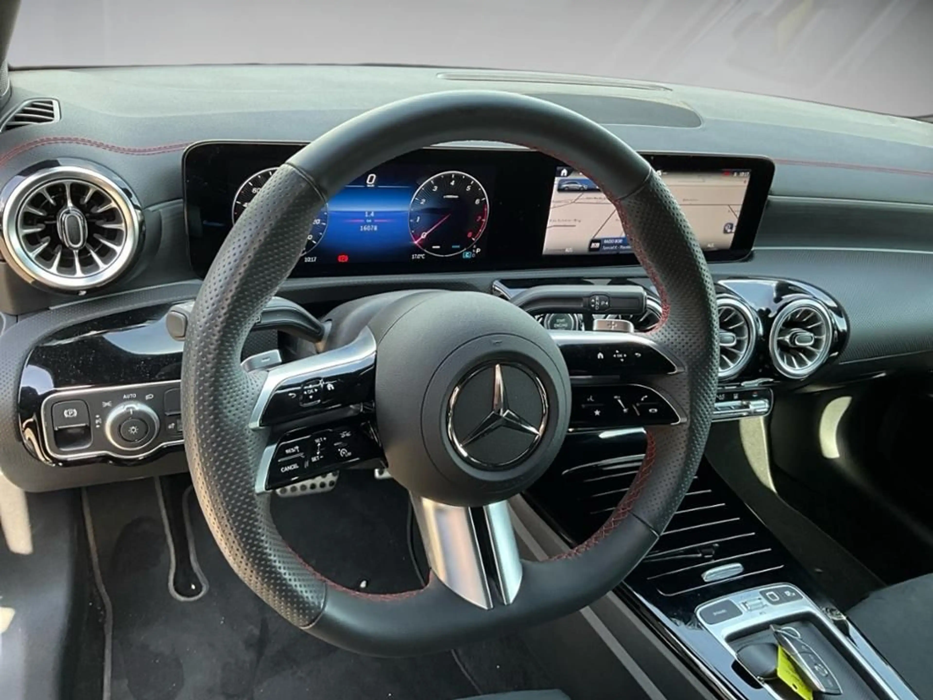 Mercedes-Benz CLA 180 CLA 180 AMG Line Advanced Plus Shooting Brake LM — photo 9