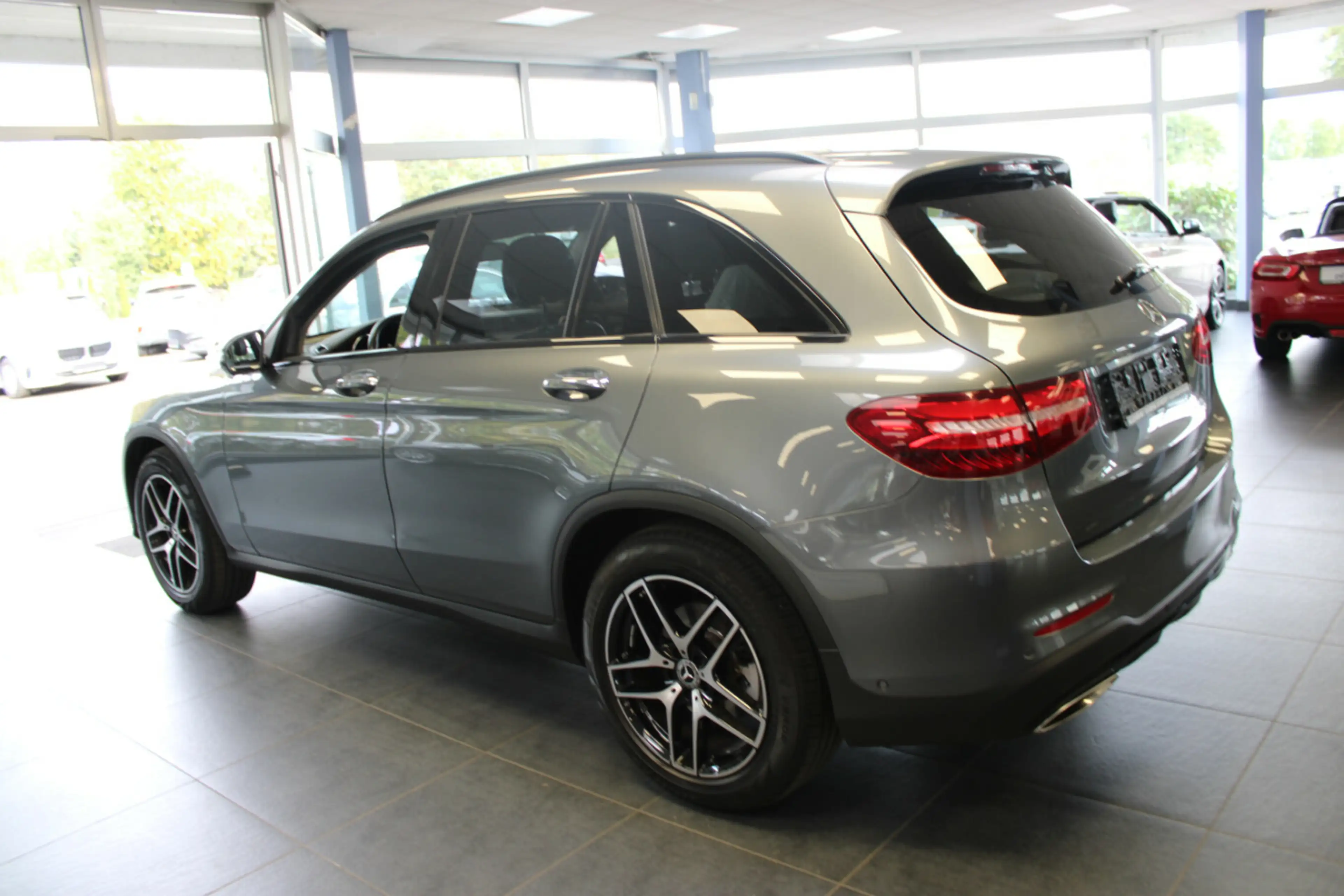 Mercedes-Benz GLC 250 4Matic 9G-TRONIC — photo 4