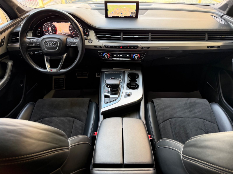 Audi Q7 3.0 Tdi quattro 3x Sline HUD/AHK/BOSE/7-Sitze — photo 7