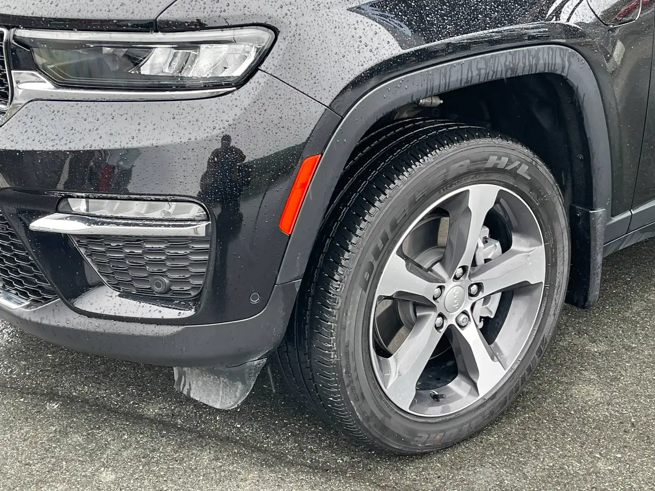 Jeep Grand Cherokee снимка Jeep Grand Cherokee