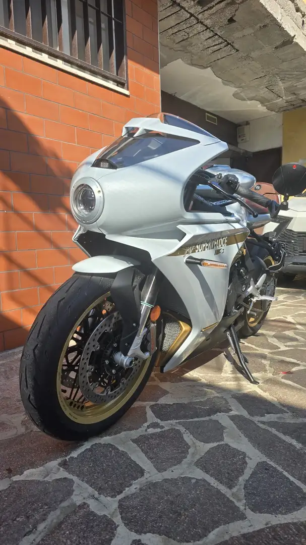MV Agusta Superveloce 800 S Goud - 2