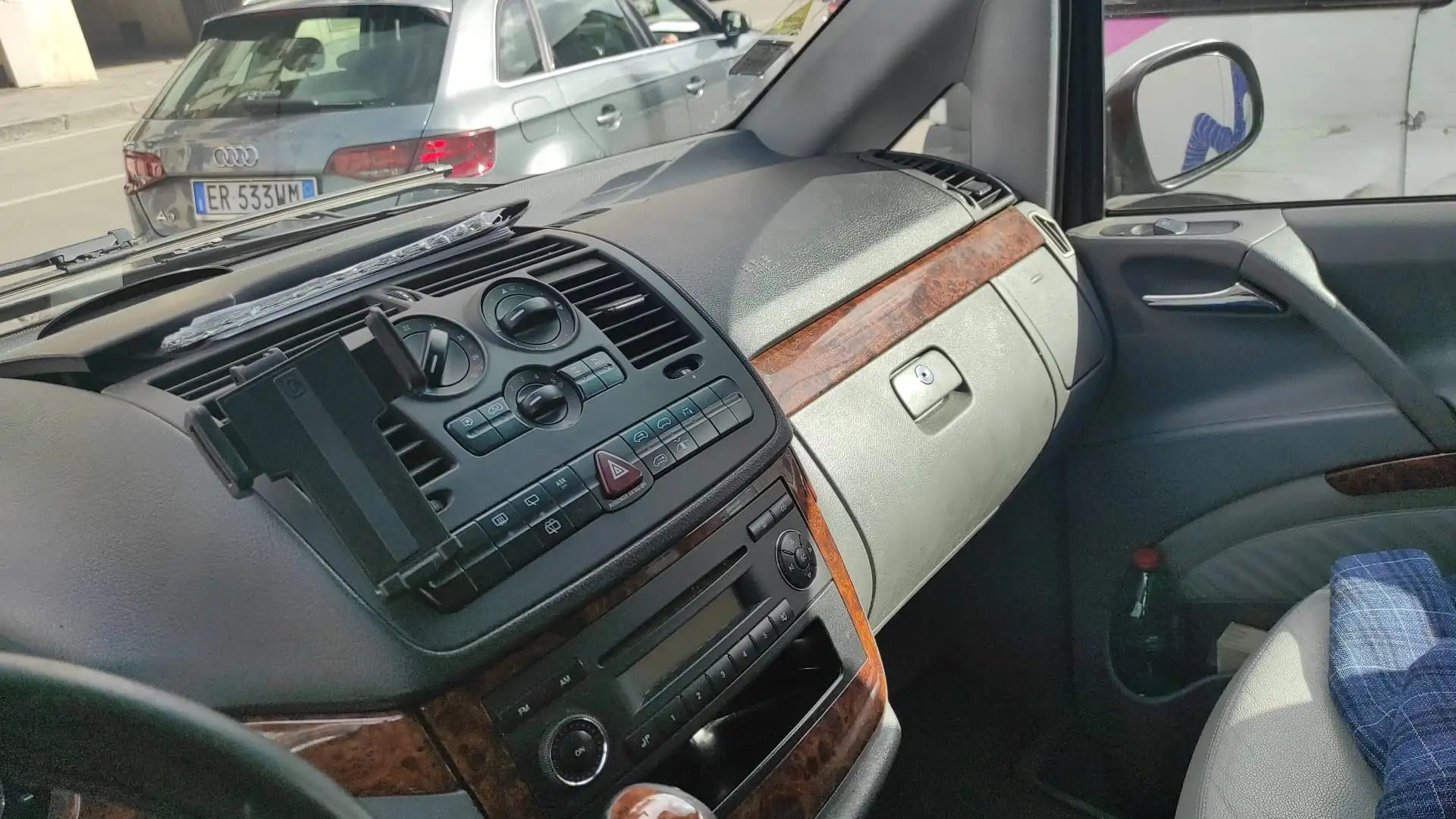 Mercedes-Benz Viano 2.2 cdi Ambiente - 2