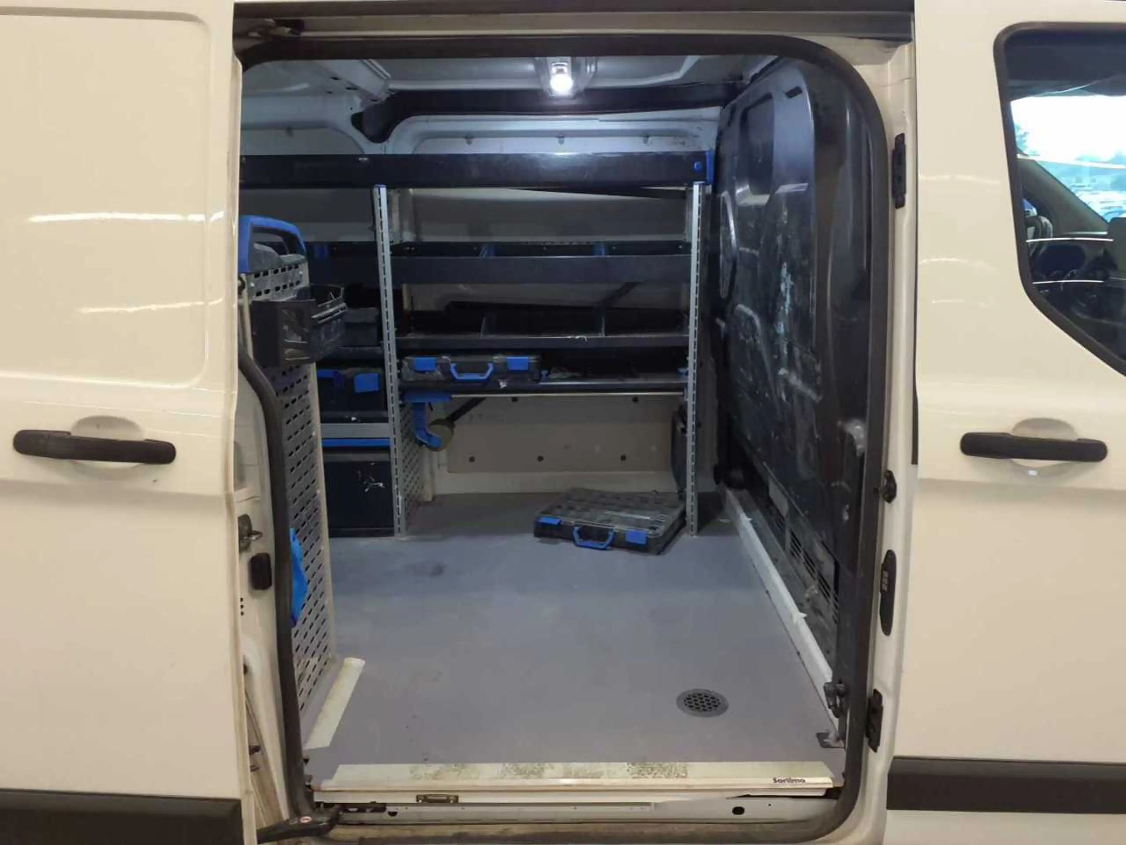 Ford Transit Transit Custom 320 L1H1 LKW VA Trend AHK — photo 8