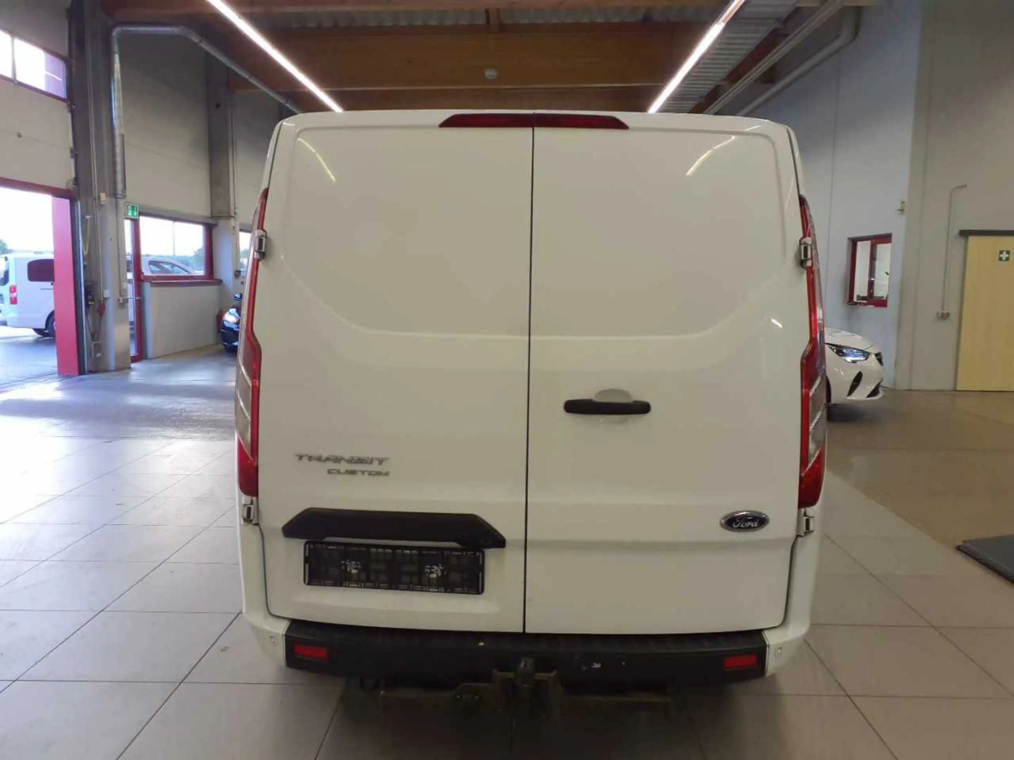 Ford Transit Transit Custom 320 L1H1 LKW VA Trend AHK — photo 5