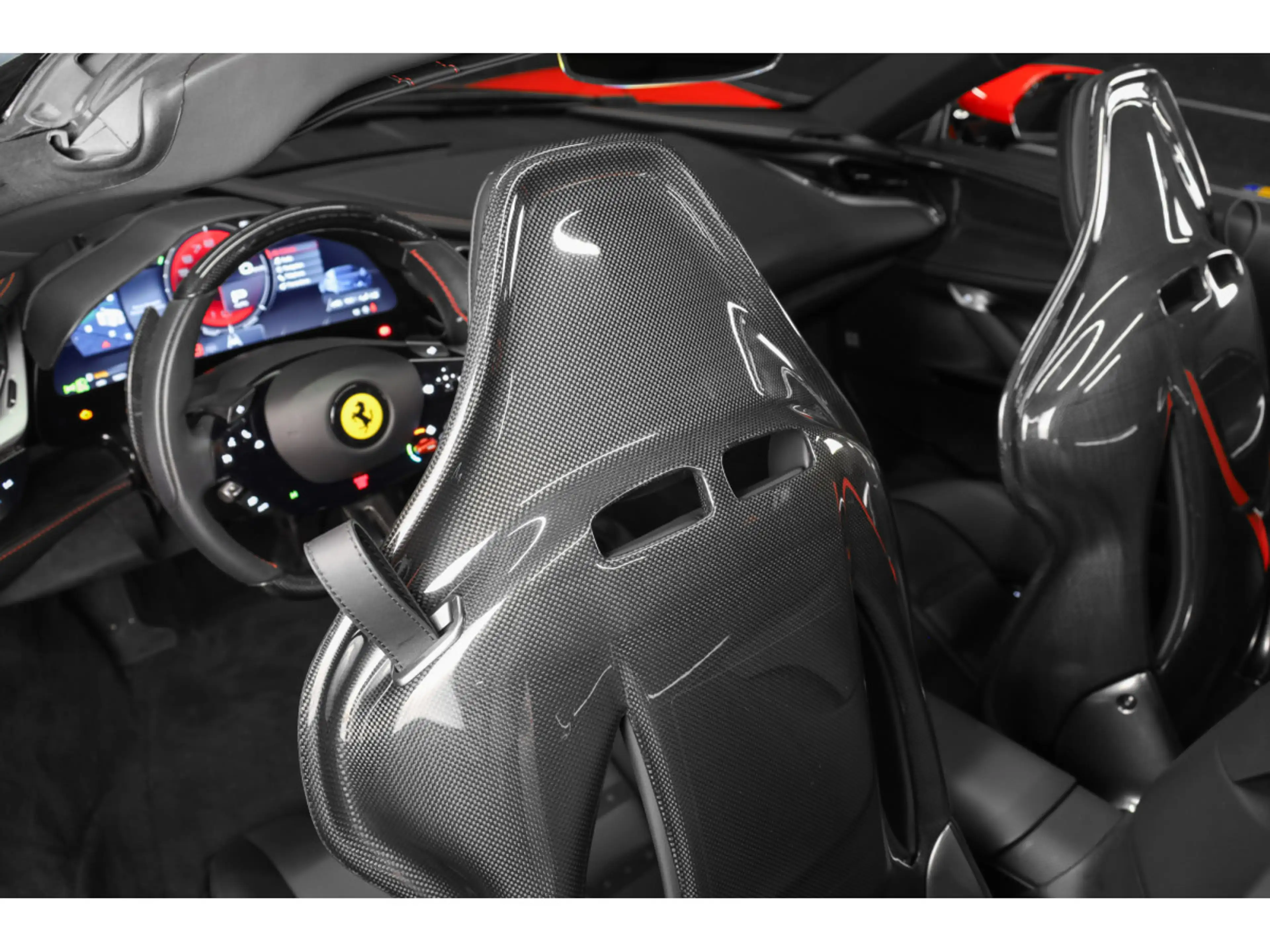 Ferrari SF90 Spider V8 - ROSSO CORSA METALLIC - FULL CARBON — photo 11