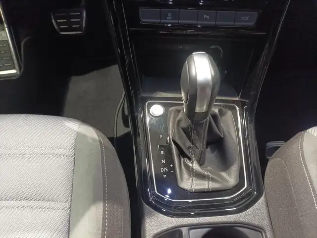 Volkswagen Touran view 13
