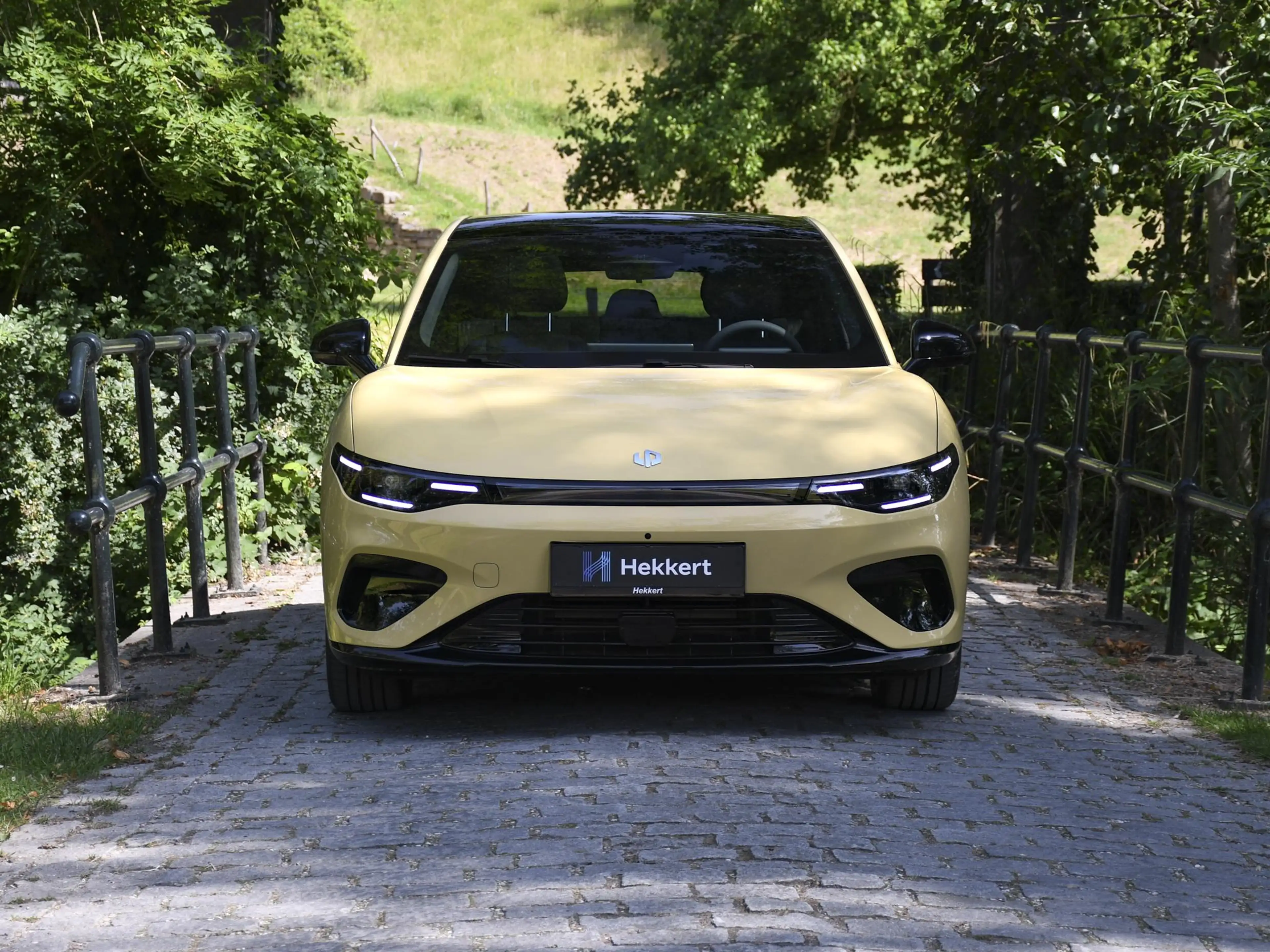 Leapmotor B05 ProMax Design 67.1kWh 218pk Automaat PANO-DAK | CA — photo 6