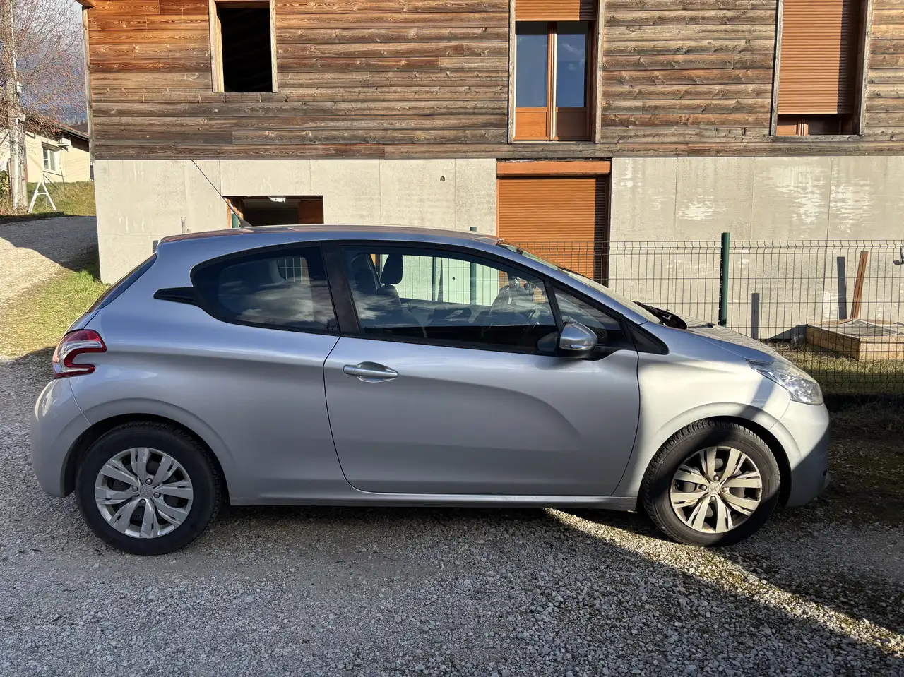 Peugeot 208 1.2 PureTech 82ch BVM5 Active